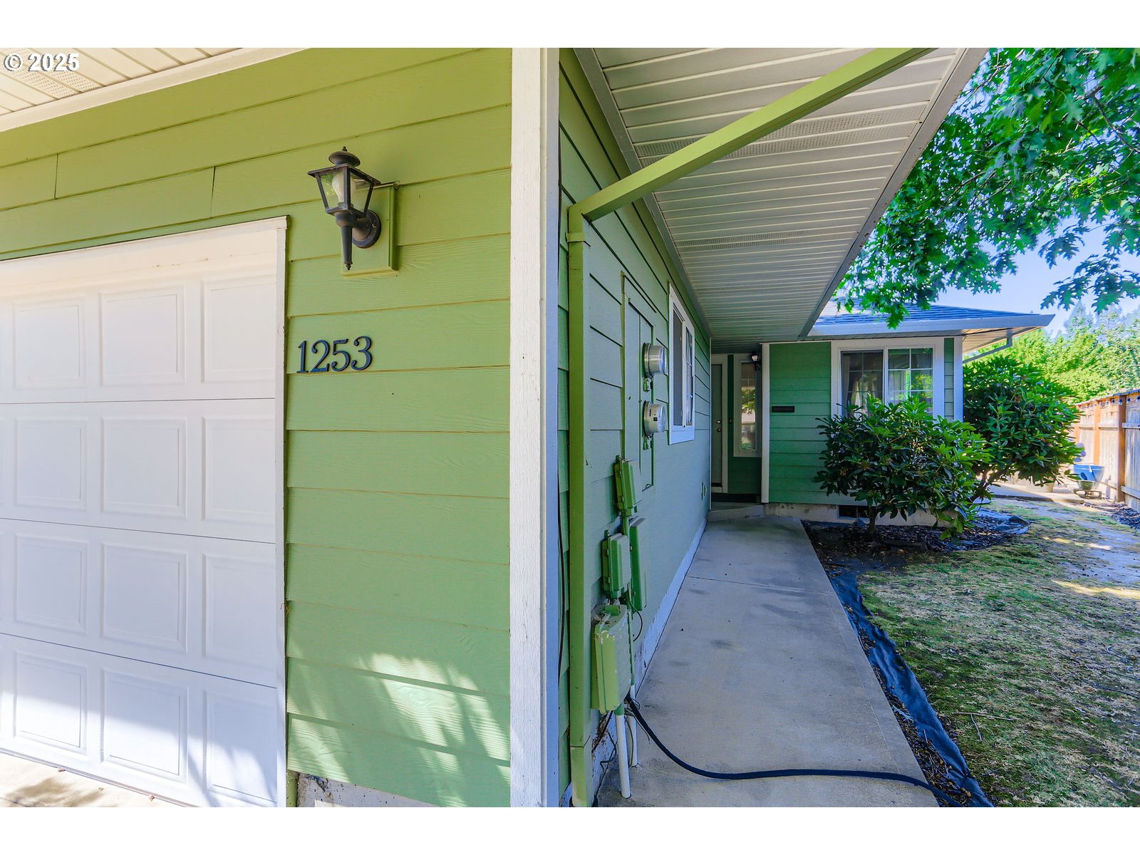 1257 SW Tall Oaks DR, McMinnville