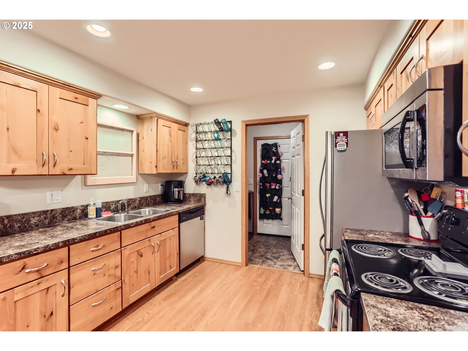 1257 SW Tall Oaks DR, McMinnville