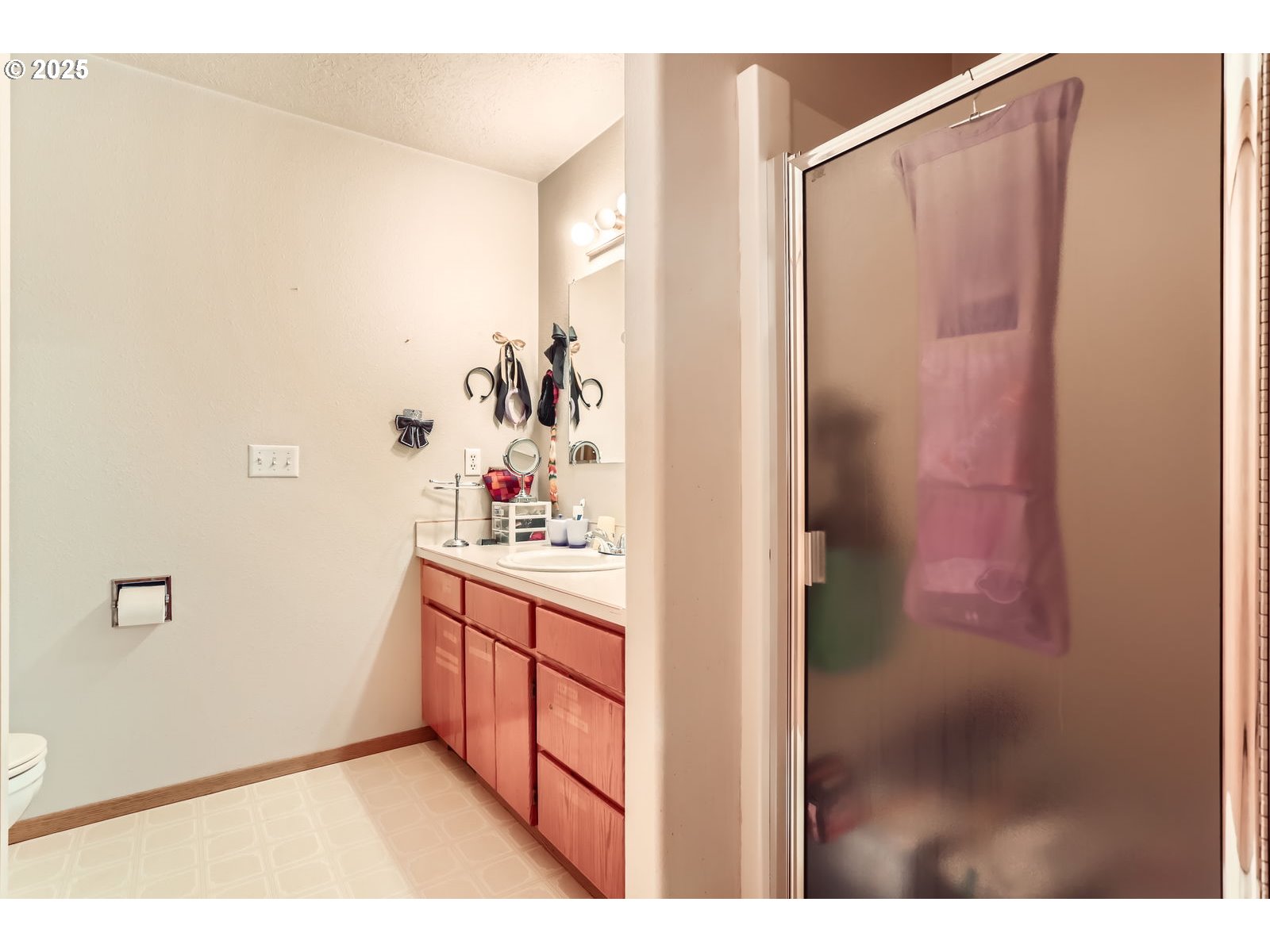 1257 SW Tall Oaks DR, McMinnville