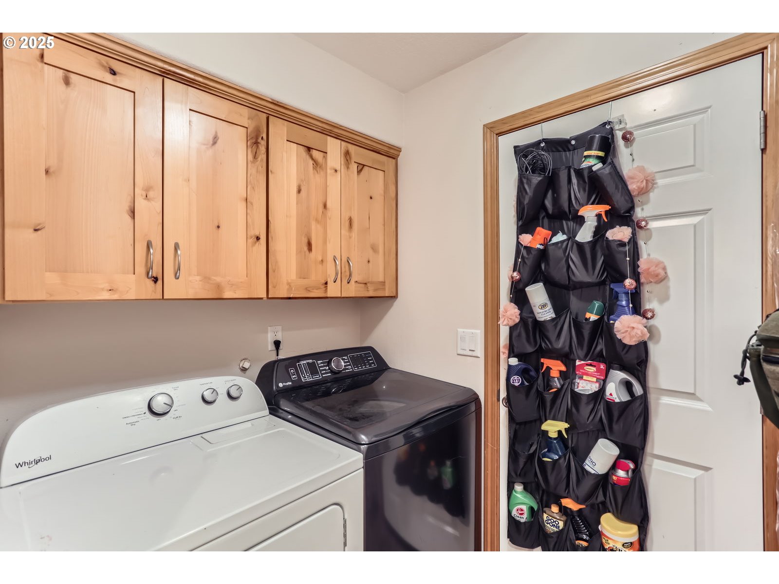 1257 SW Tall Oaks DR, McMinnville