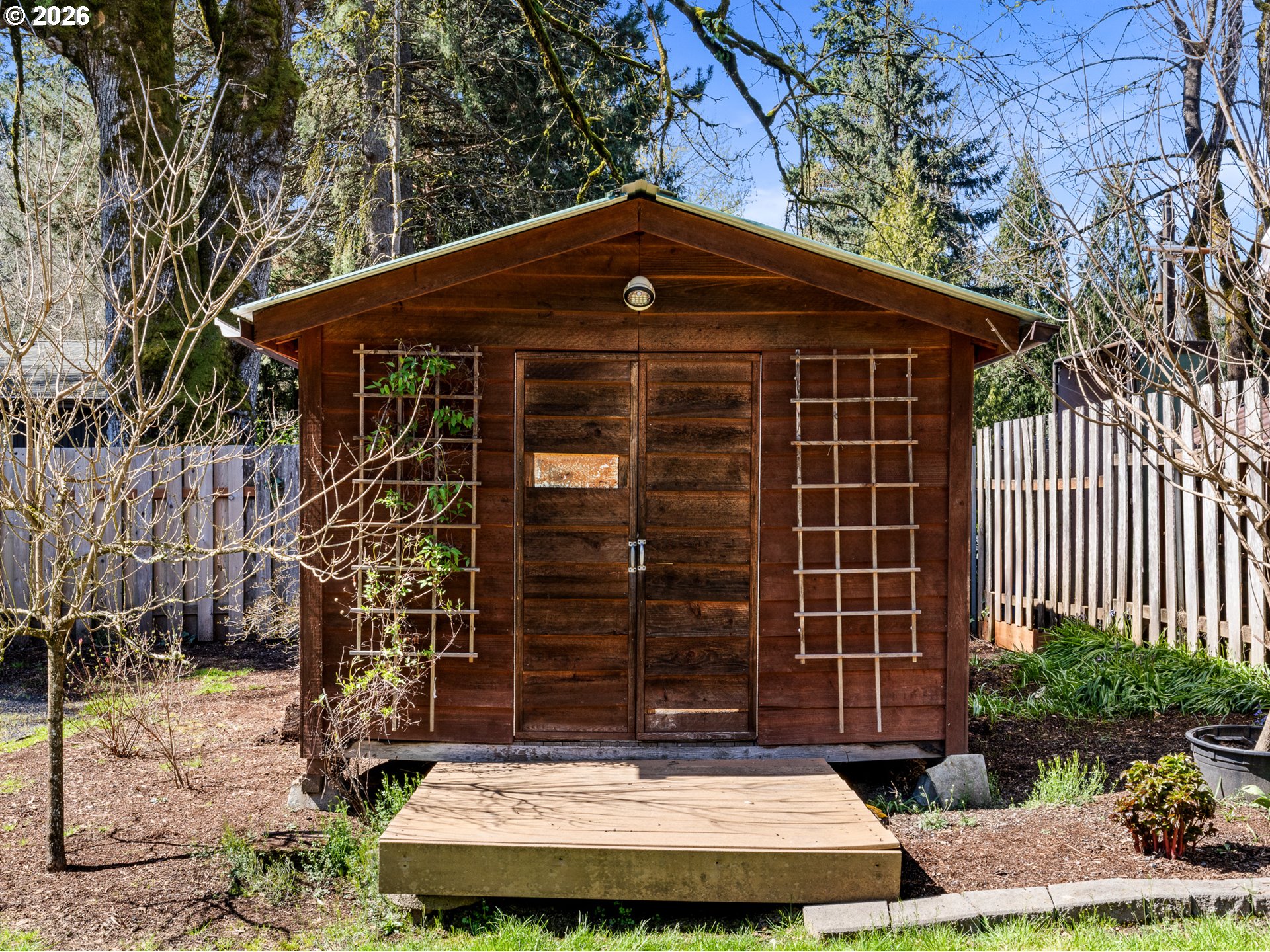 2536 DEBOK RD