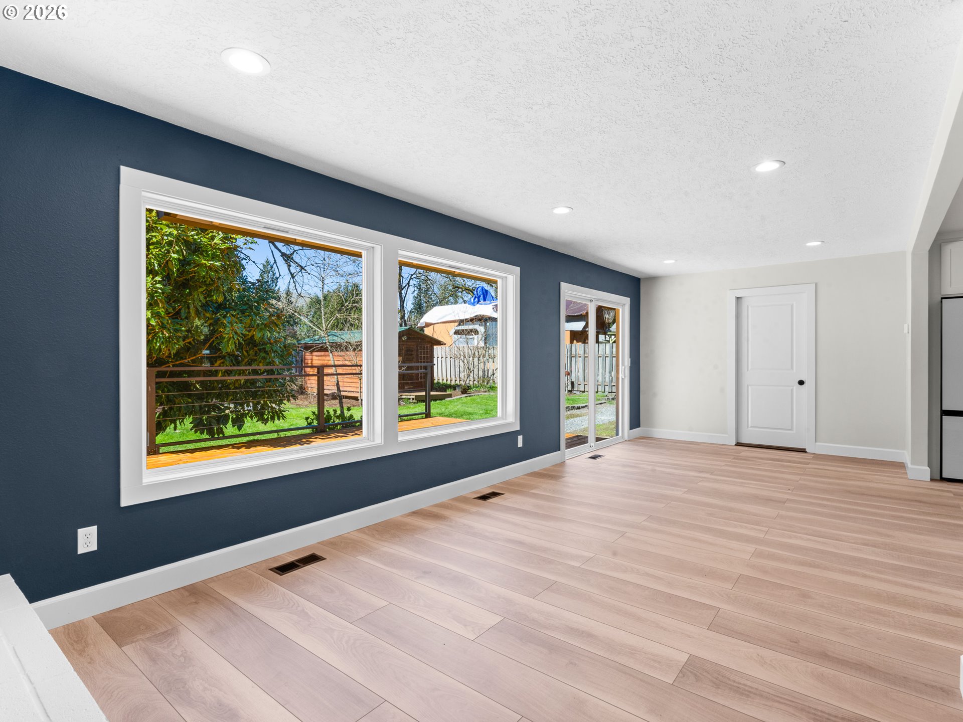 2536 DEBOK RD