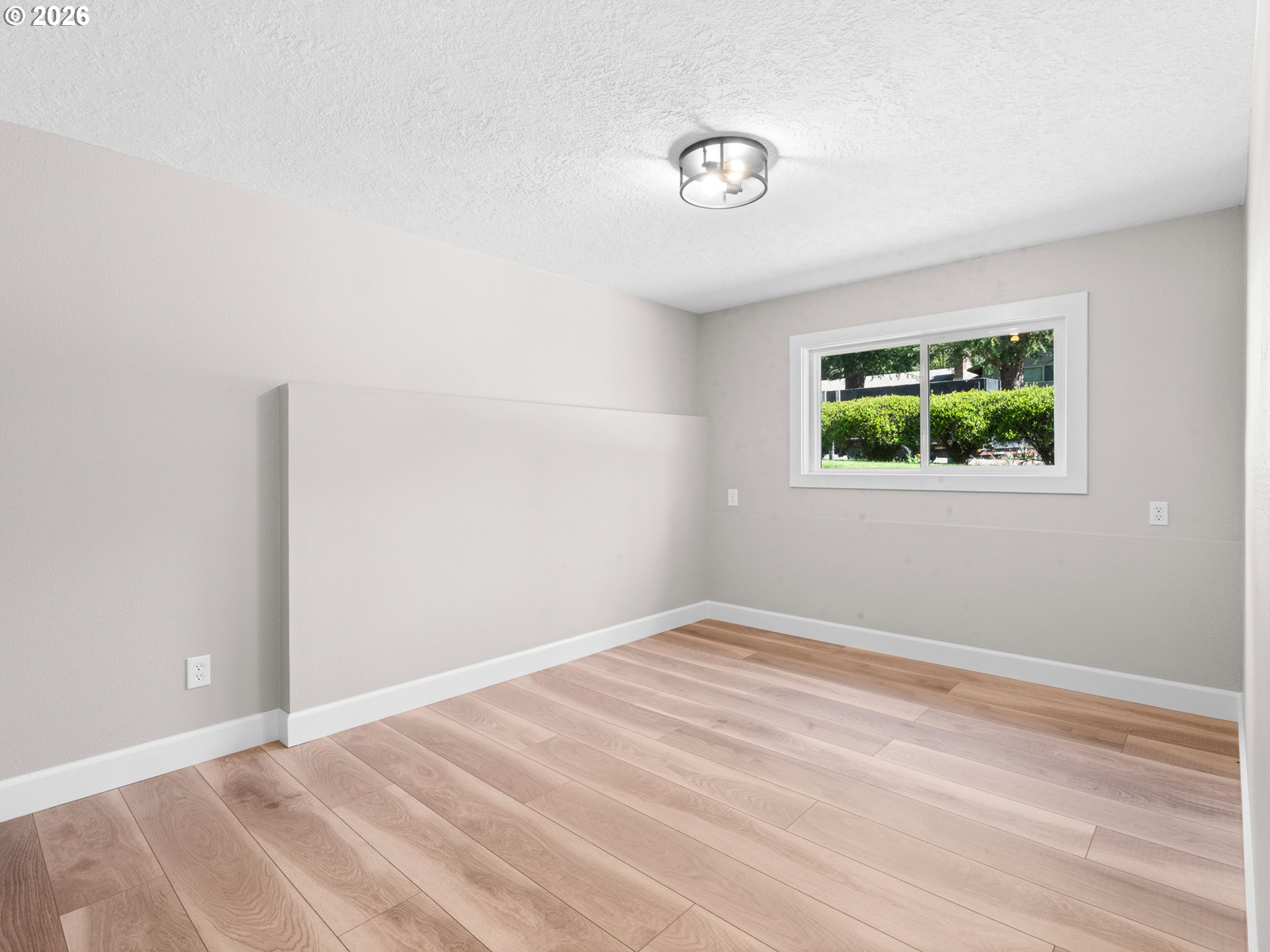 2536 DEBOK RD