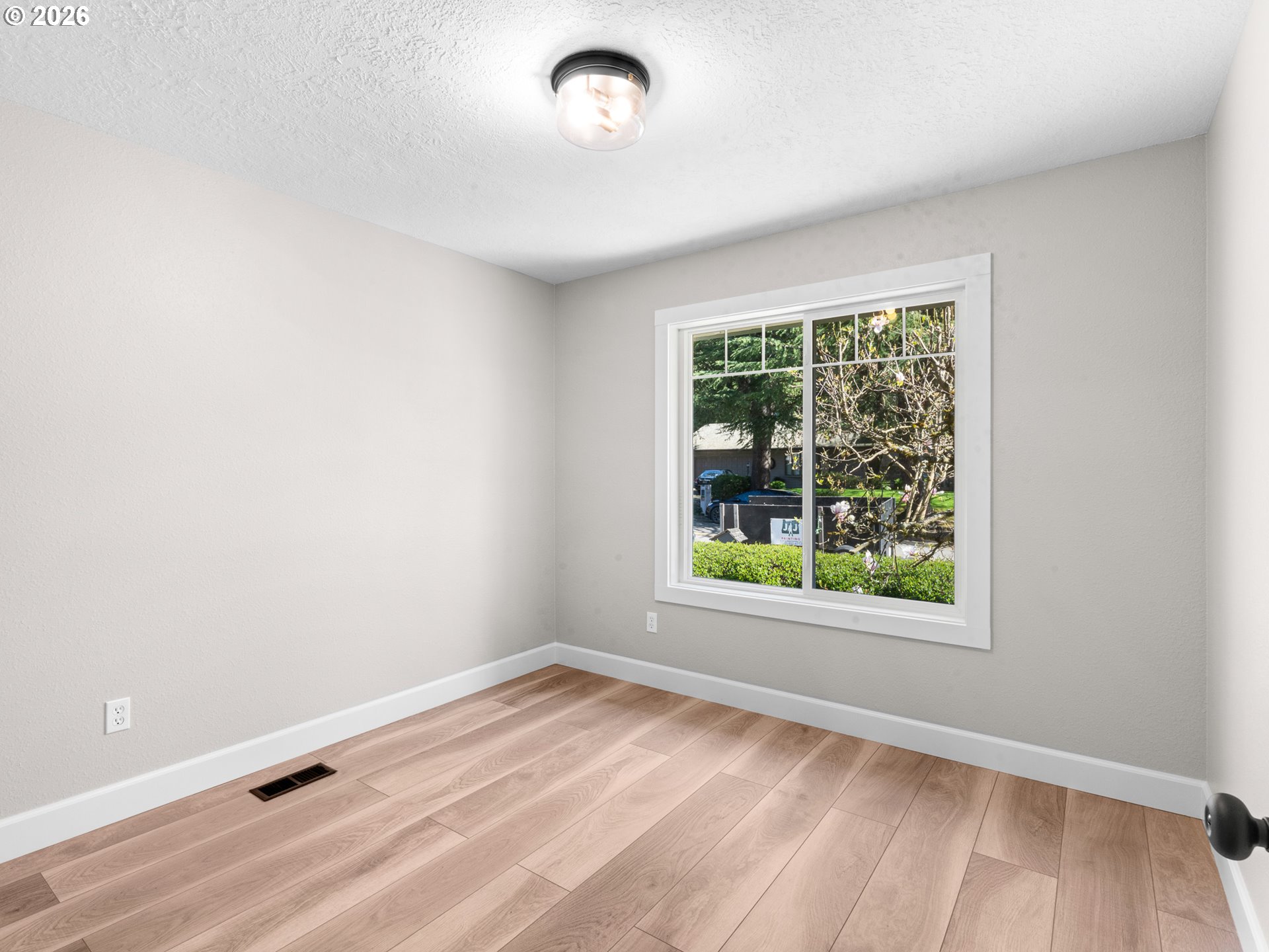 2536 DEBOK RD