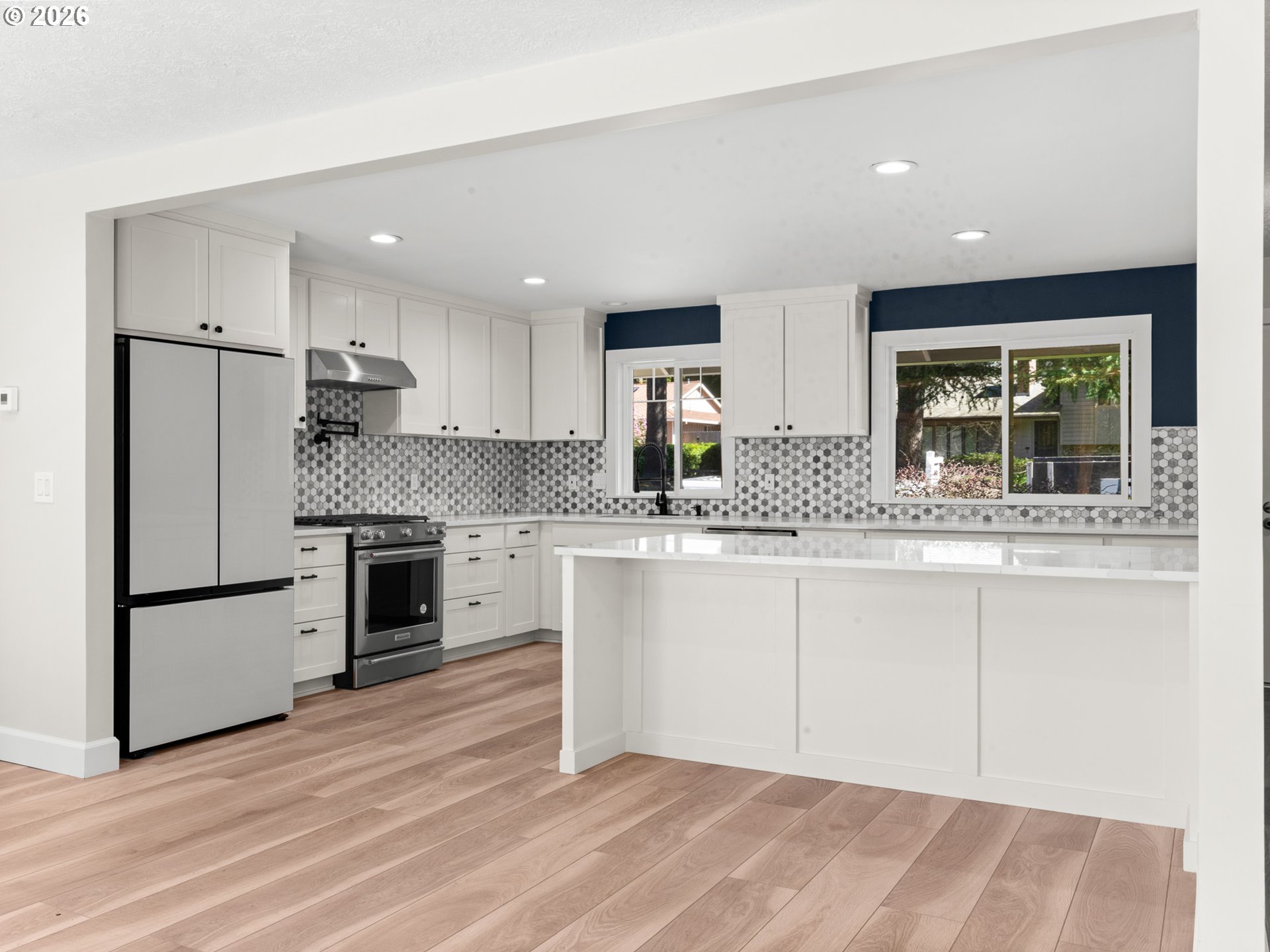 2536 DEBOK RD