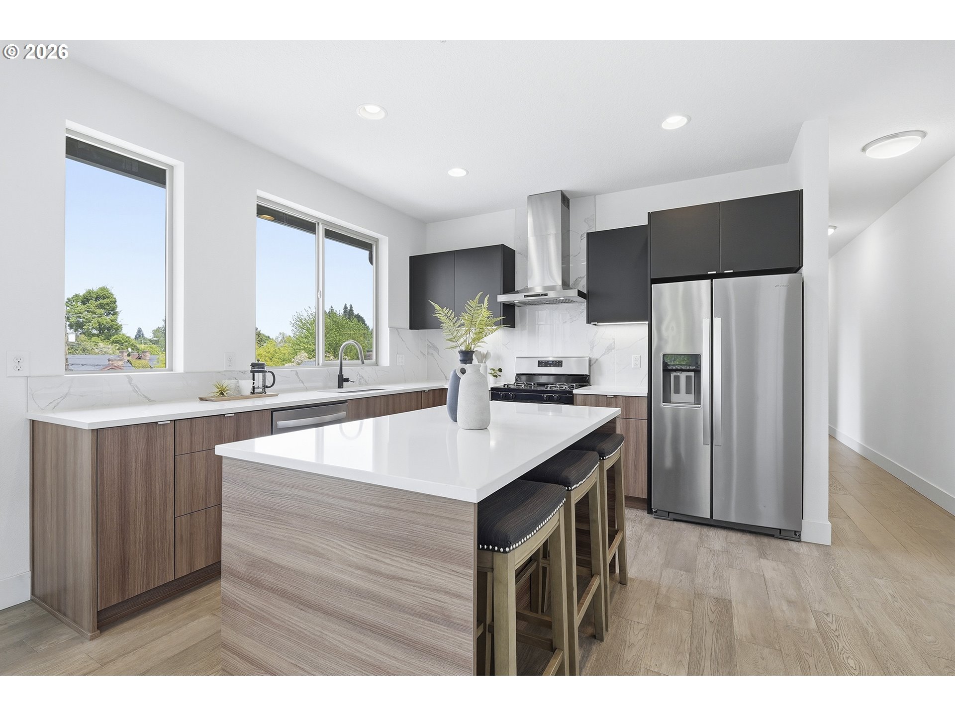 1616 NE 45TH AVE 5E