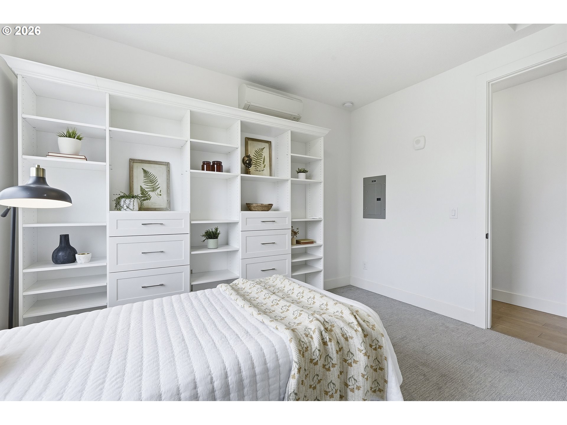 1616 NE 45TH AVE 5E
