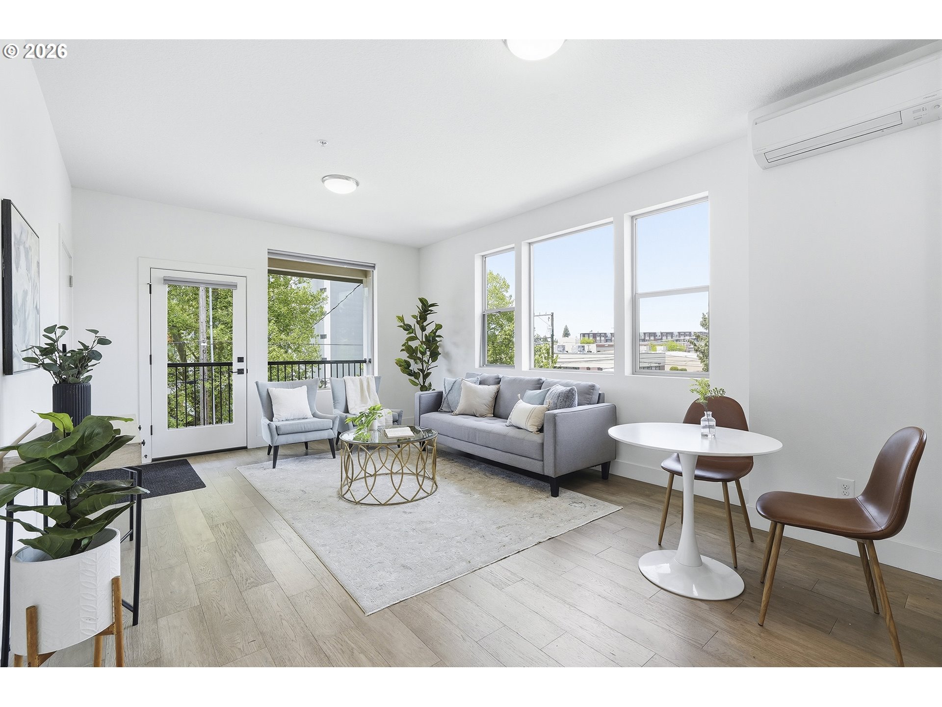 1616 NE 45TH AVE 5E