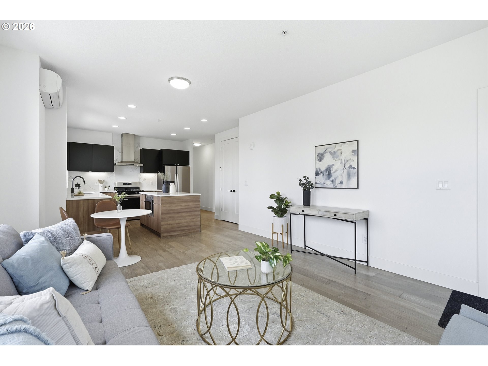 1616 NE 45TH AVE 5E