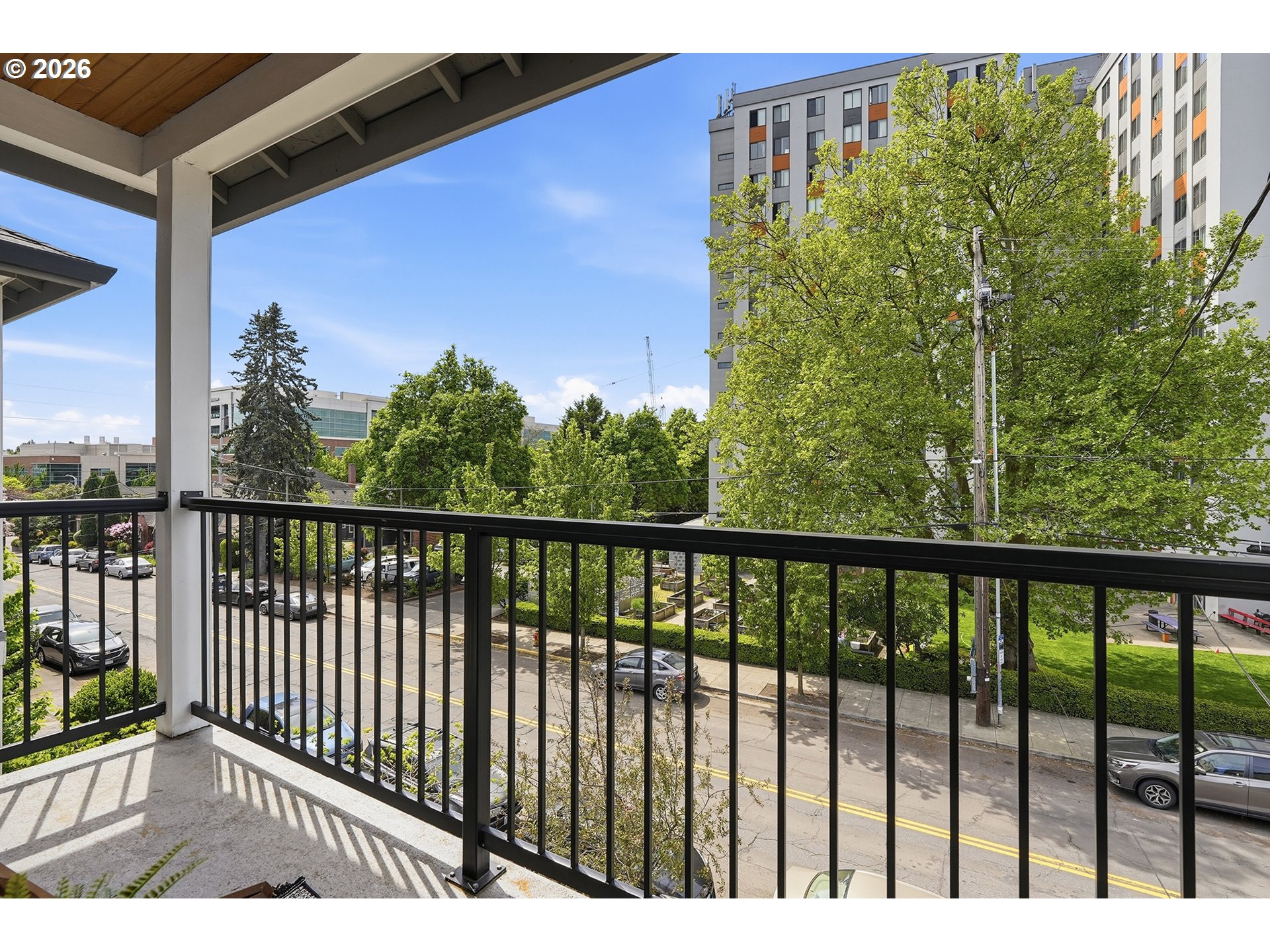 1616 NE 45TH AVE 5E
