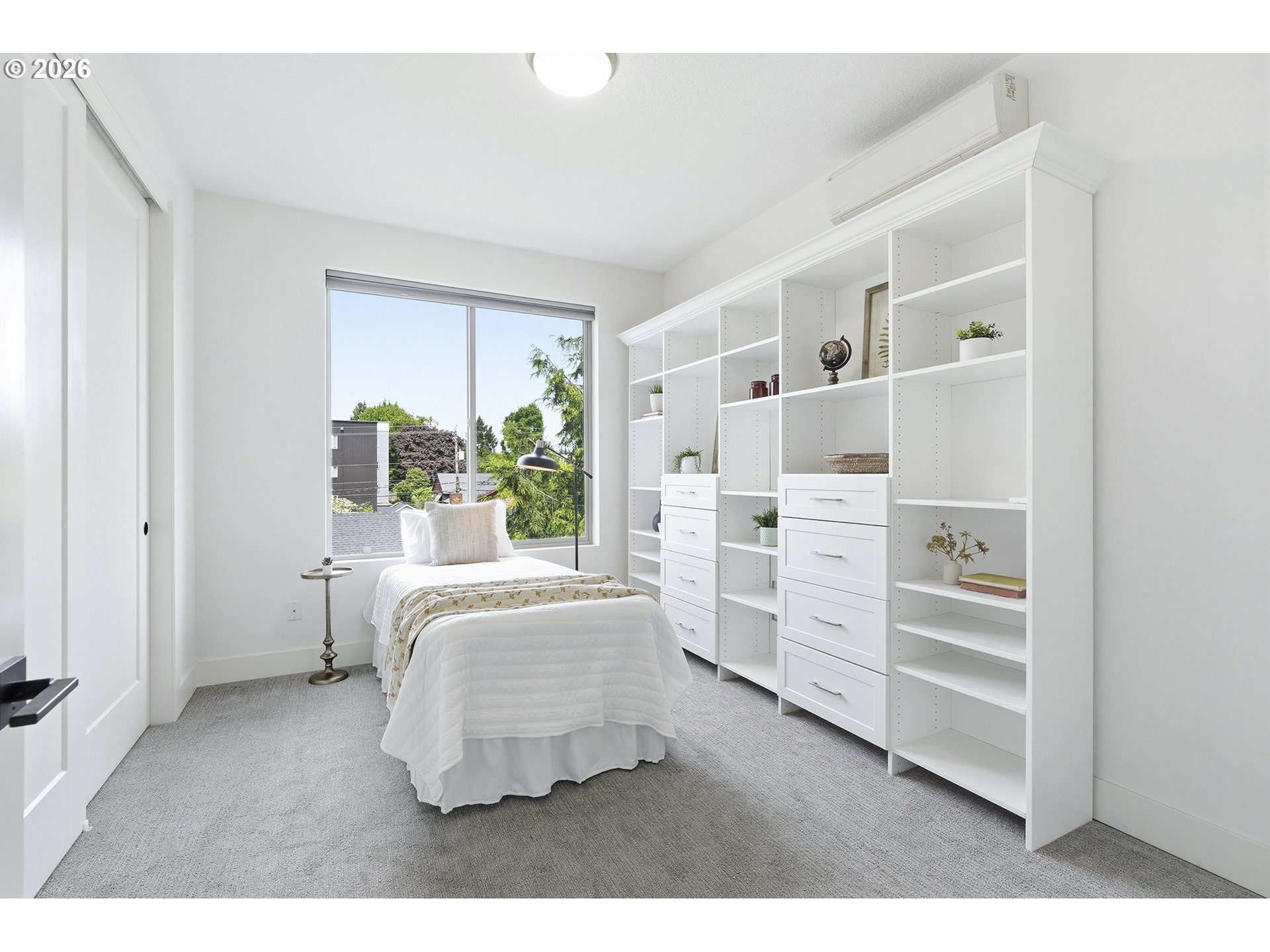 1616 NE 45TH AVE 5E
