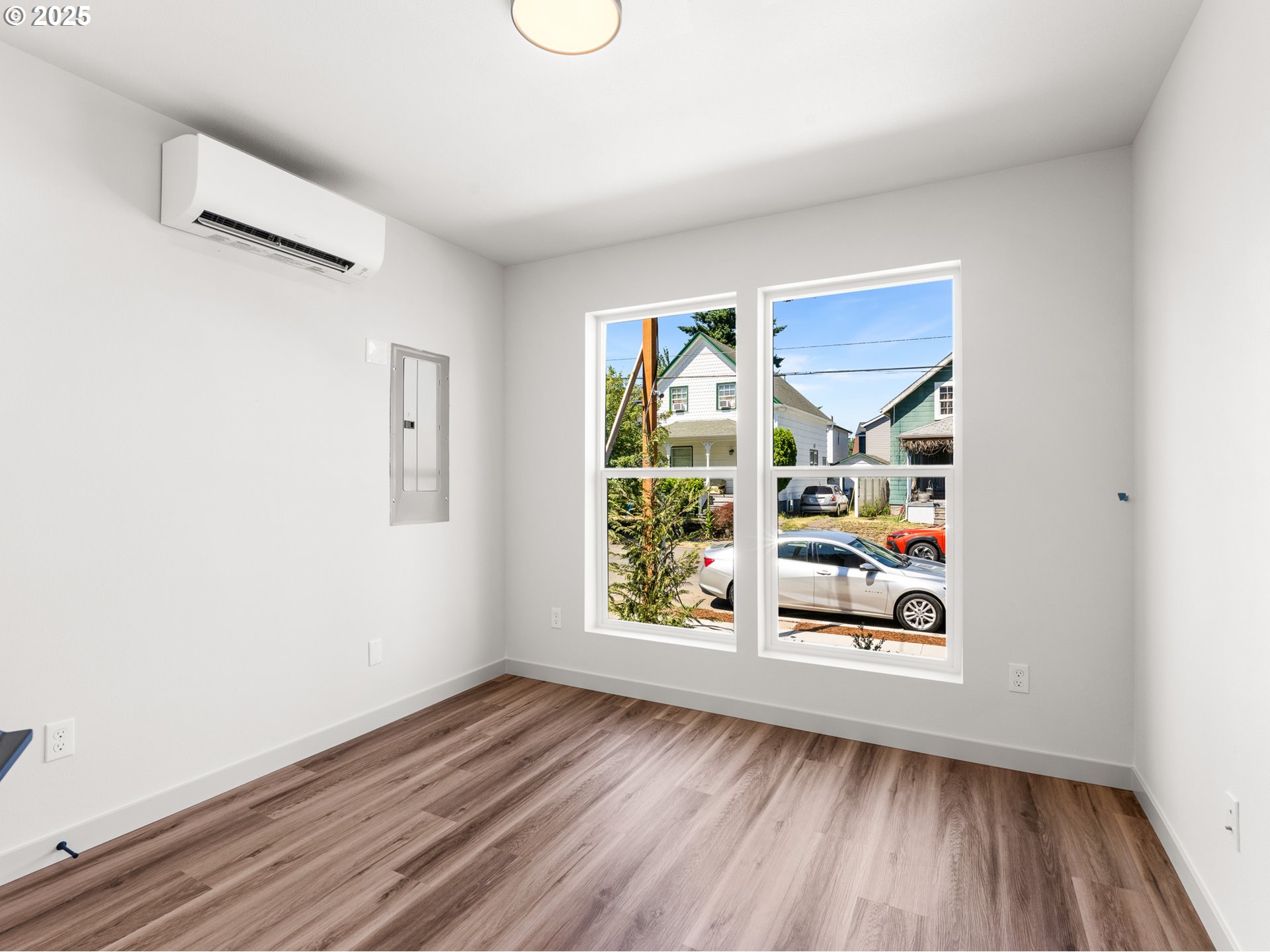 114 NE 74TH AVE, Portland