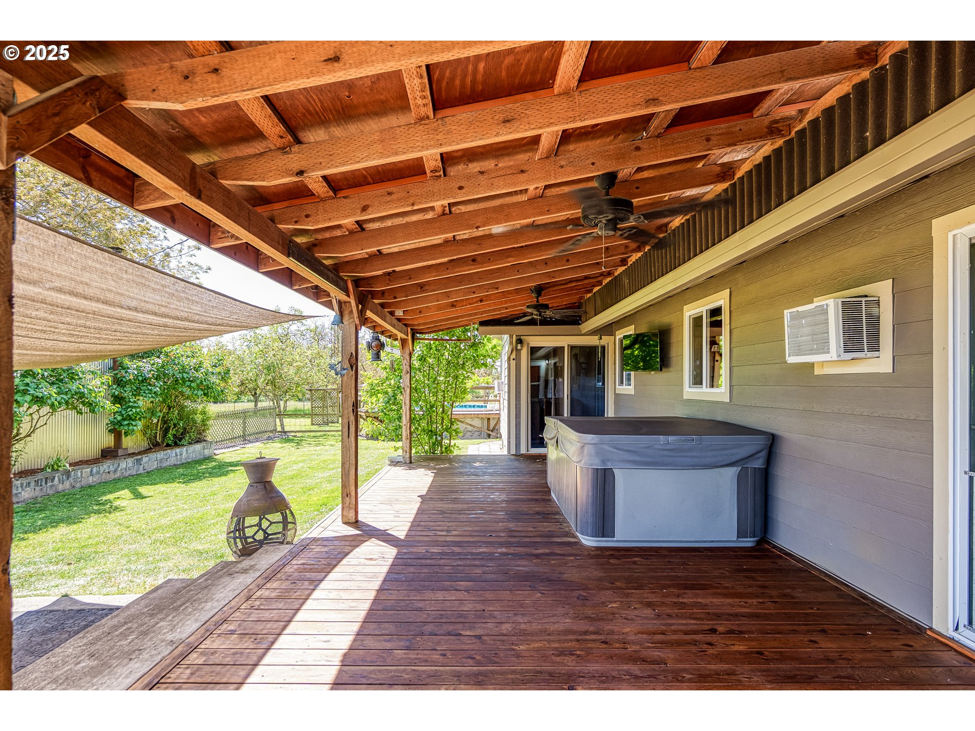 5825 NE RIVERSIDE DR, McMinnville