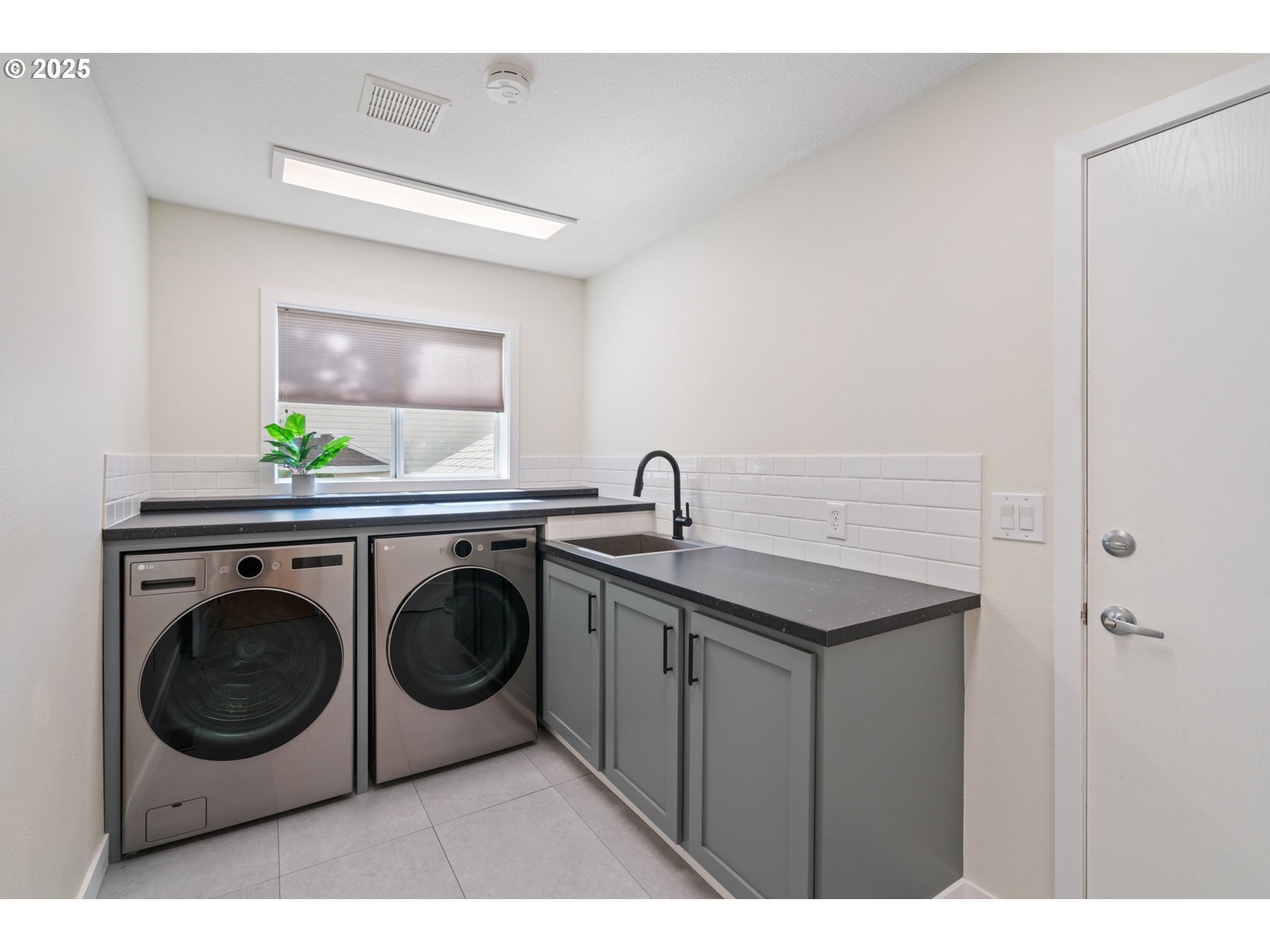 15882 SW HAMPSHIRE TER