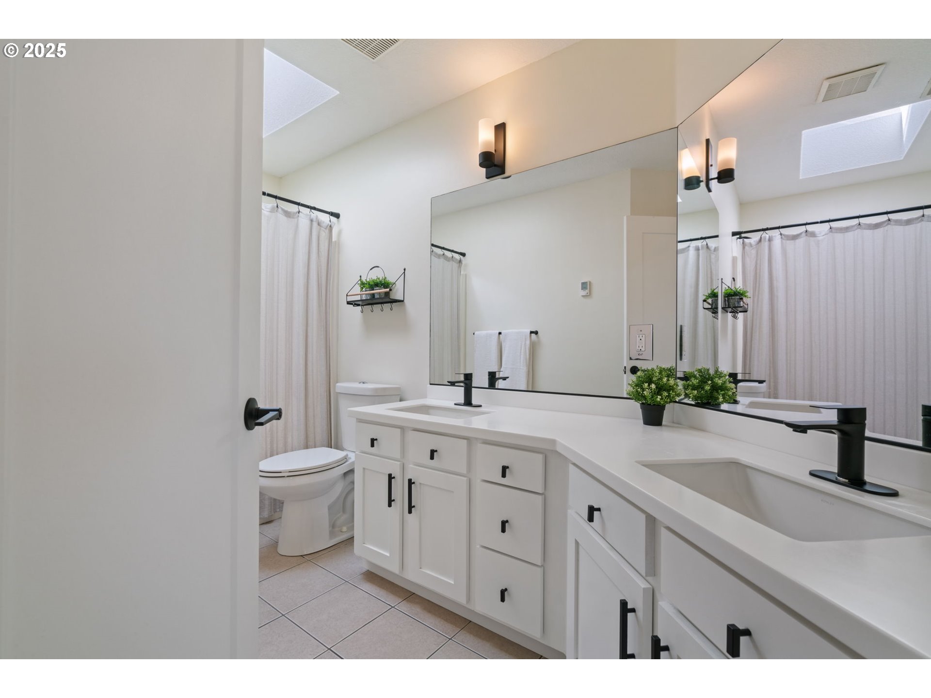 15882 SW HAMPSHIRE TER