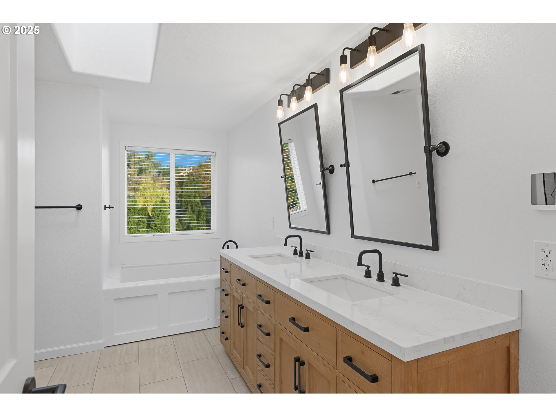 6589 SW STRATFORD CT, Wilsonville