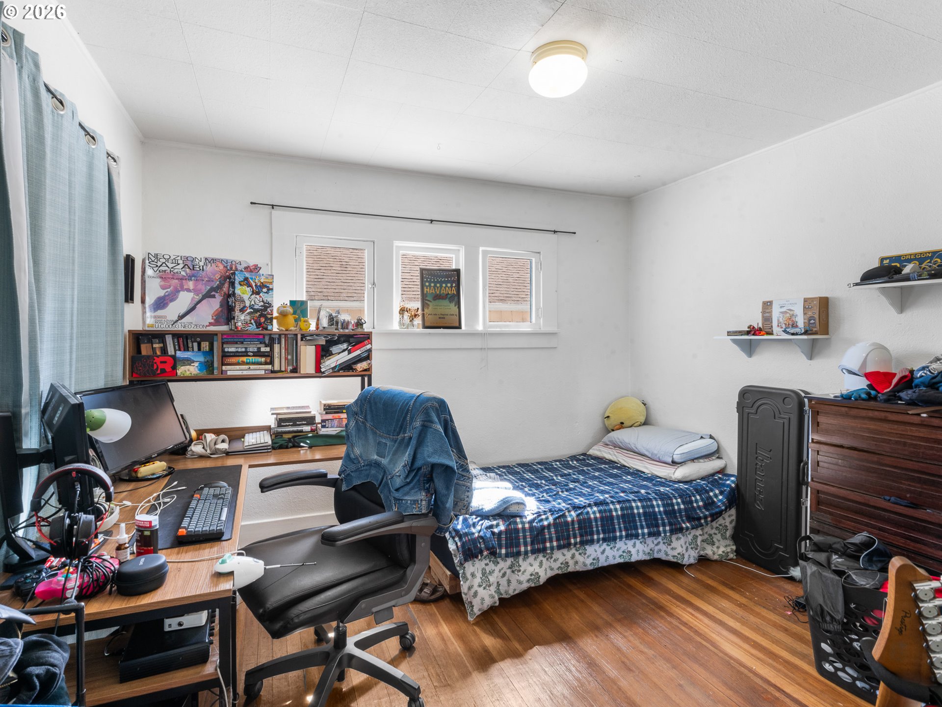 1262 NW VAN BUREN AVE