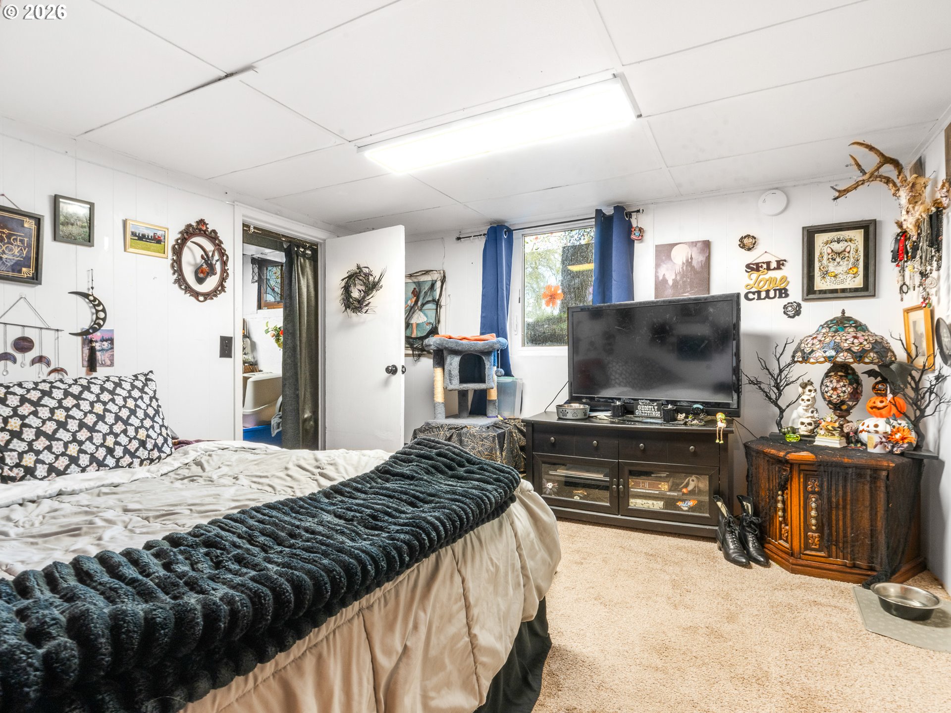 1262 NW VAN BUREN AVE