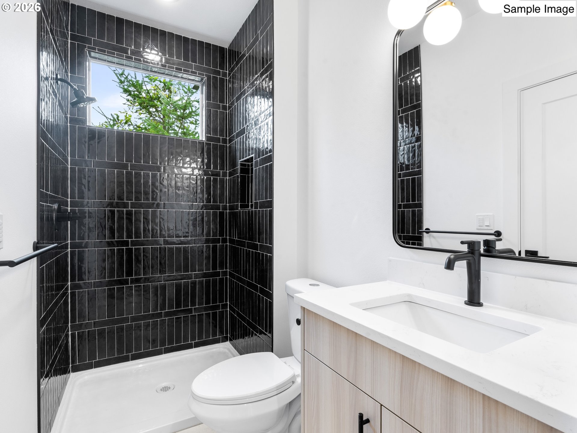 3558 N Haight AVE 5