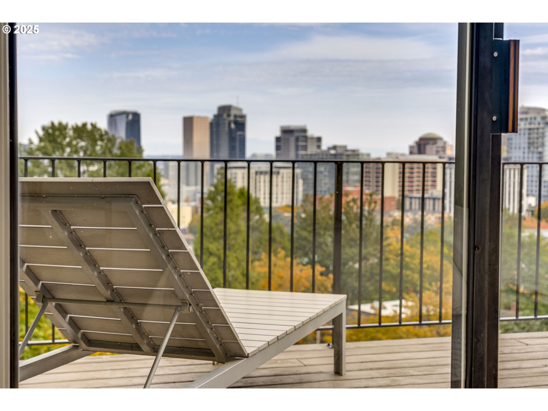 1515 SW UPPER HALL ST, Portland