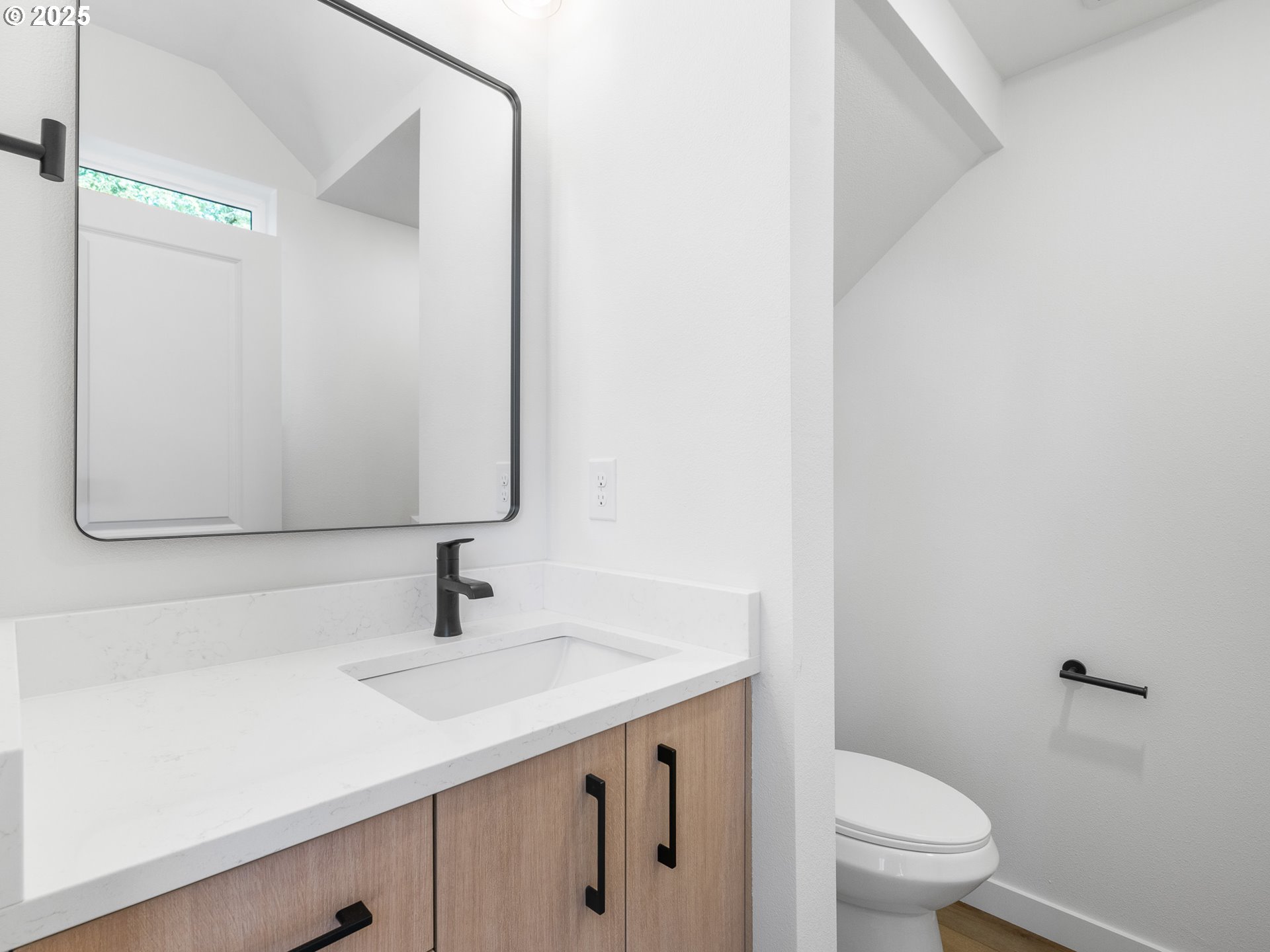 3851 N Willis BLVD 5, Portland Unit: 5