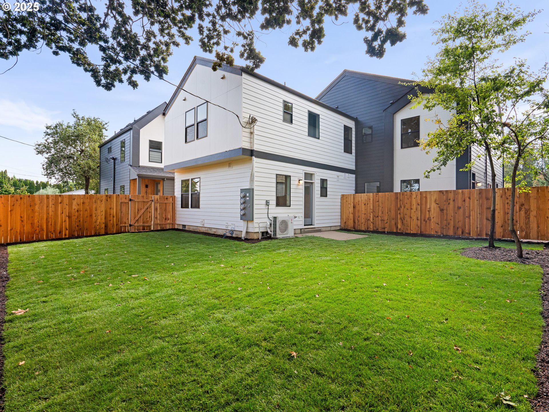 3851 N Willis BLVD 5, Portland Unit: 5