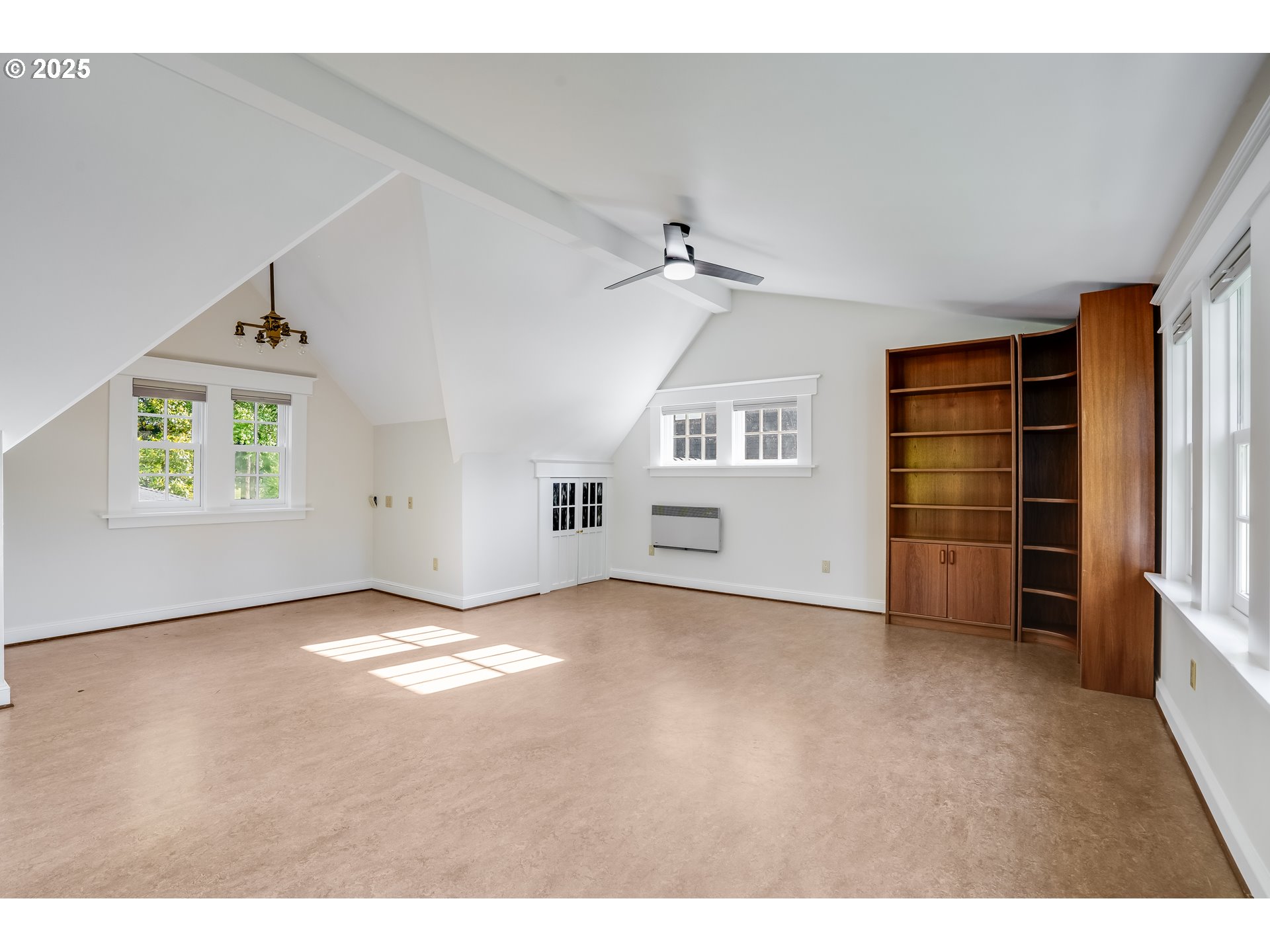 629 SE SAINT ANDREWS DR, Portland