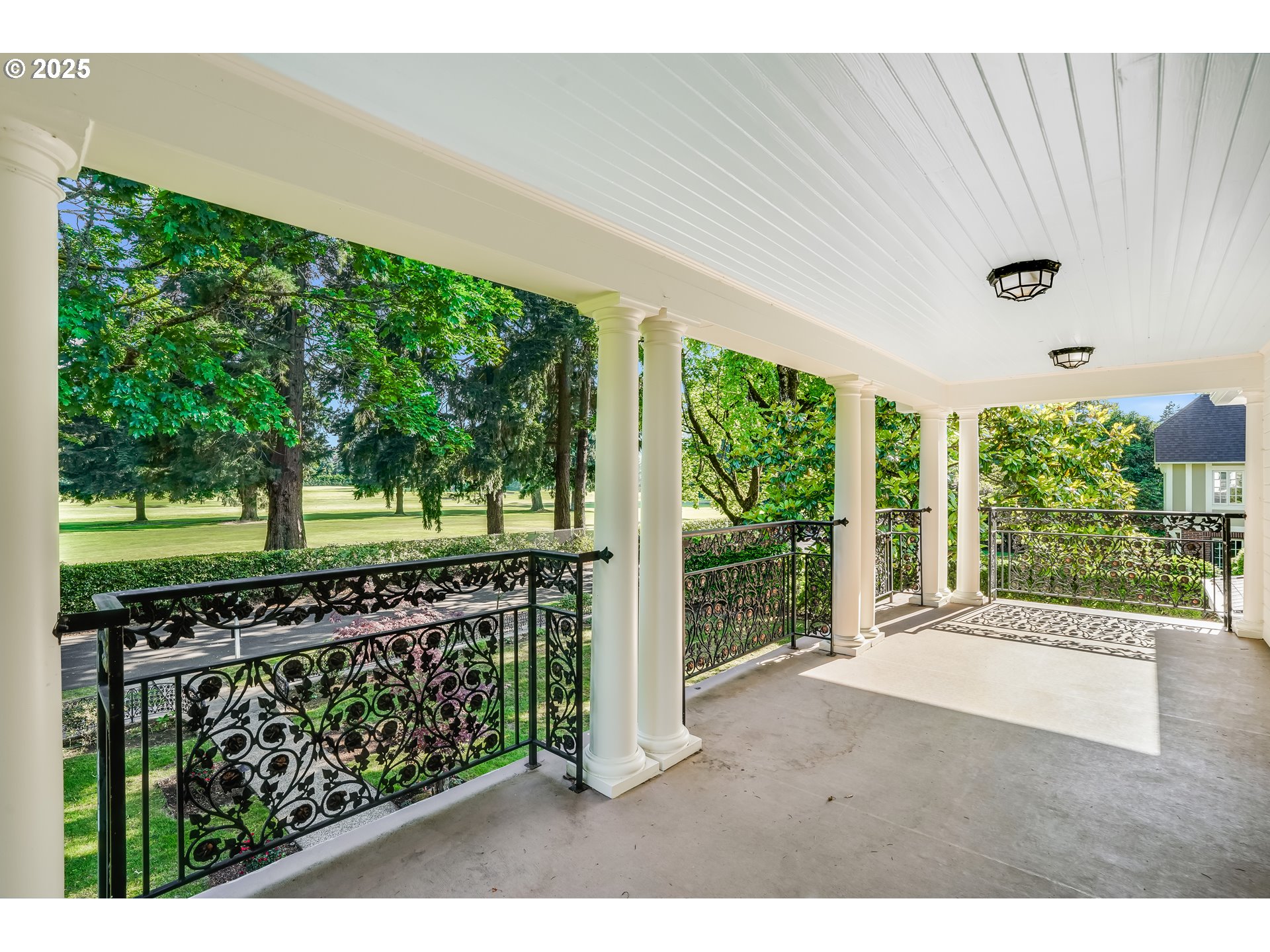 629 SE SAINT ANDREWS DR, Portland