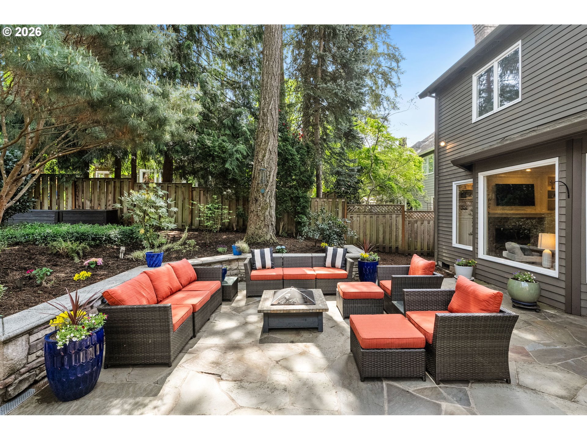 4140 MELISSA DR