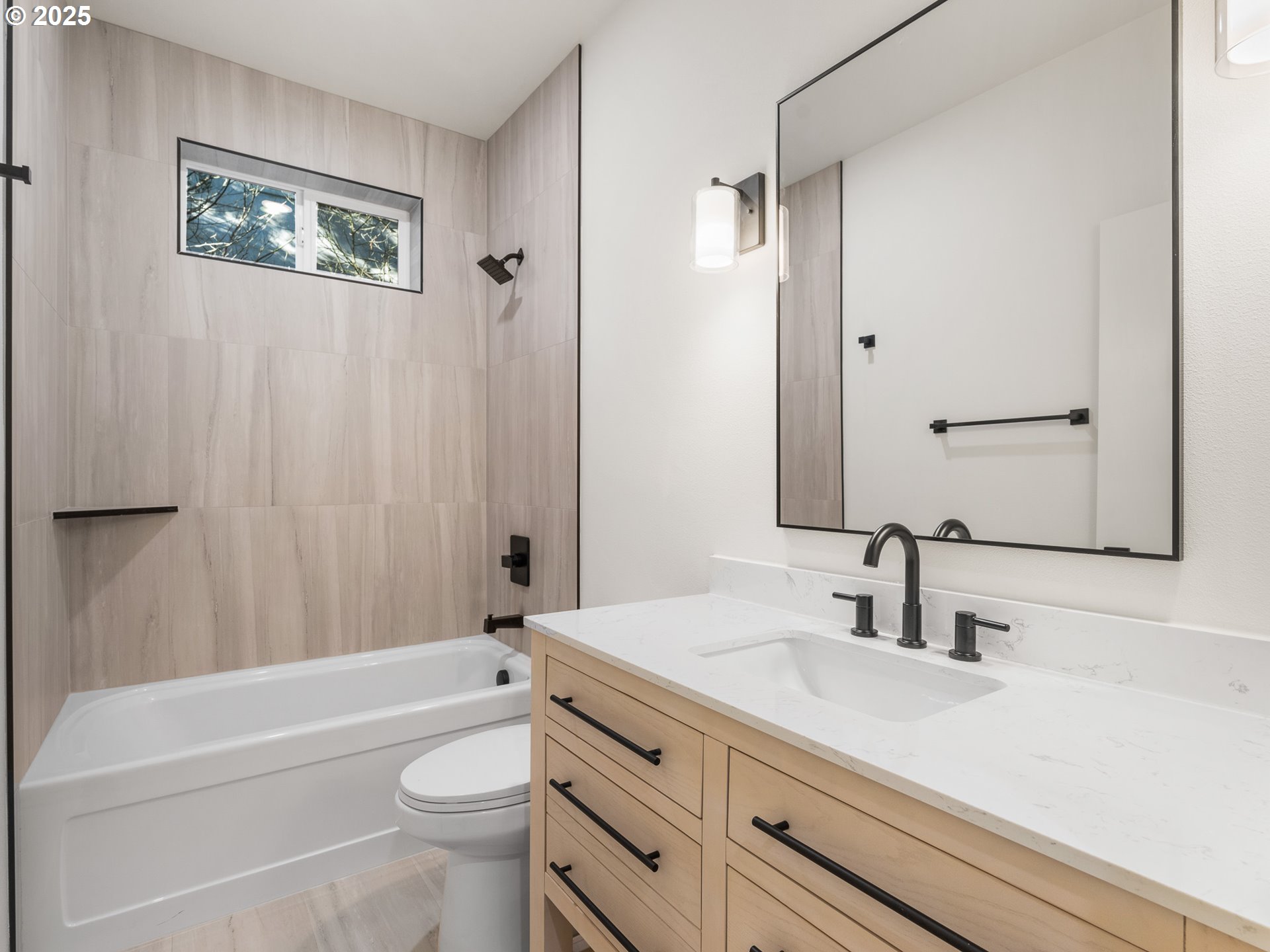 1327 NE 46th AVE 6