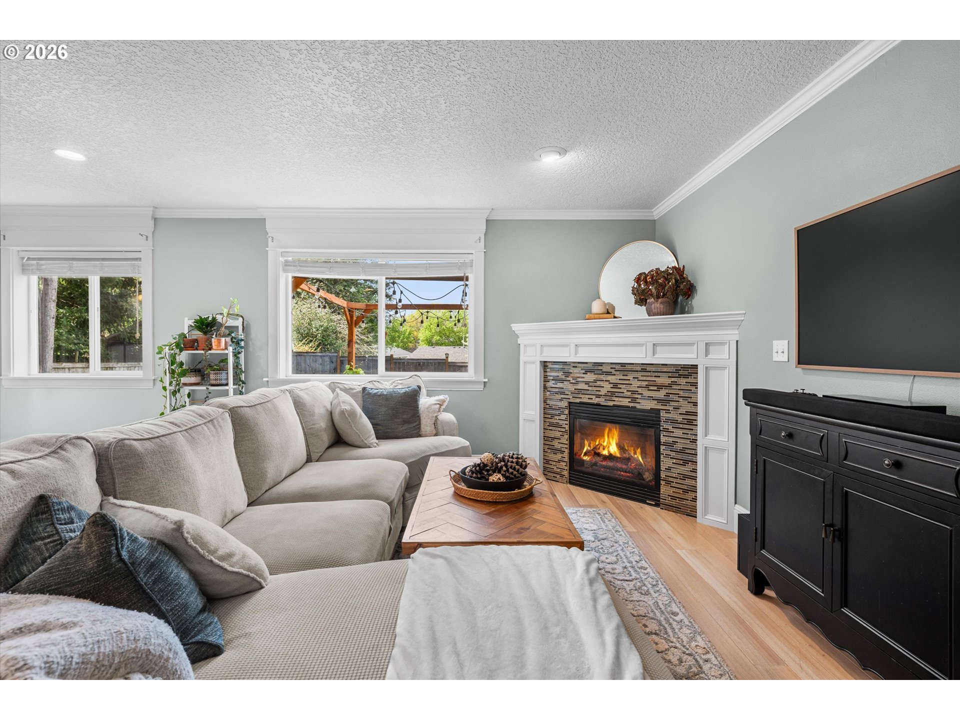 183 SW WRIGHT AVE