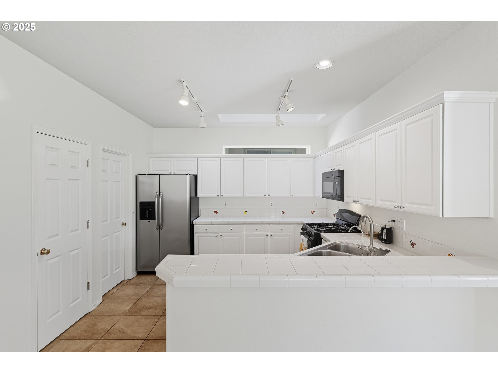 27129 SW ADEN AVE, Wilsonville