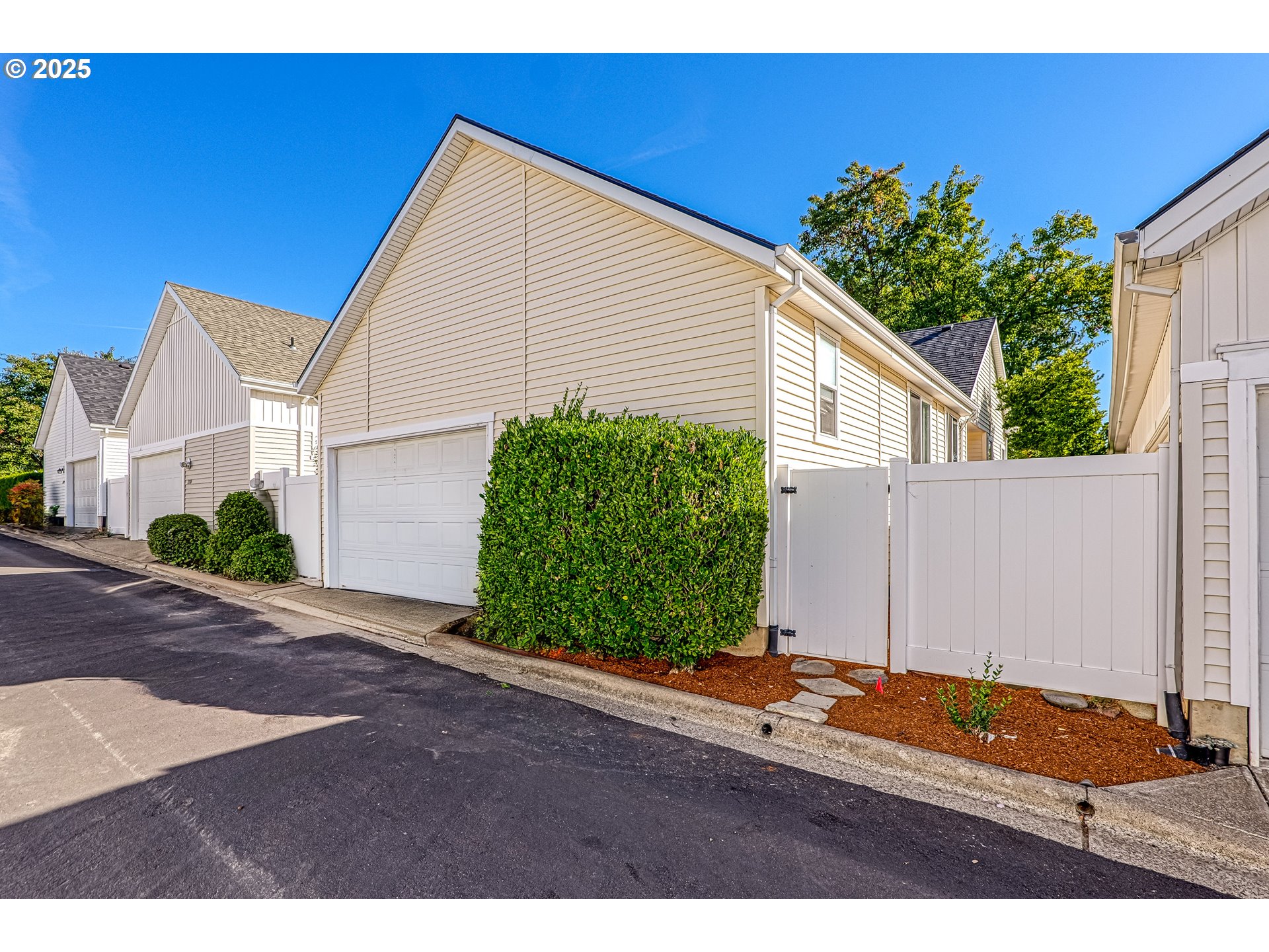 27129 SW ADEN AVE, Wilsonville