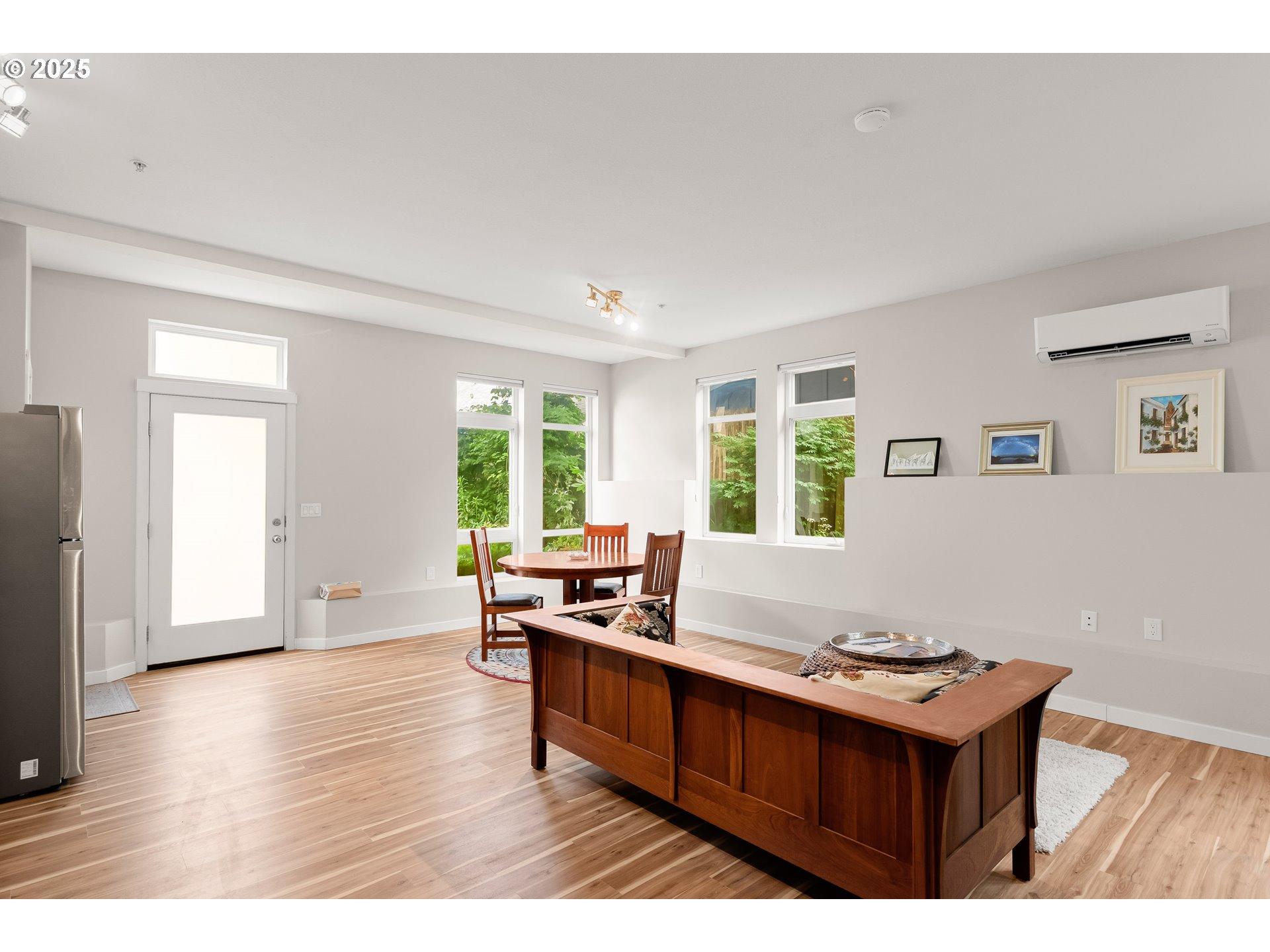 2021 SE CLINTON ST 103