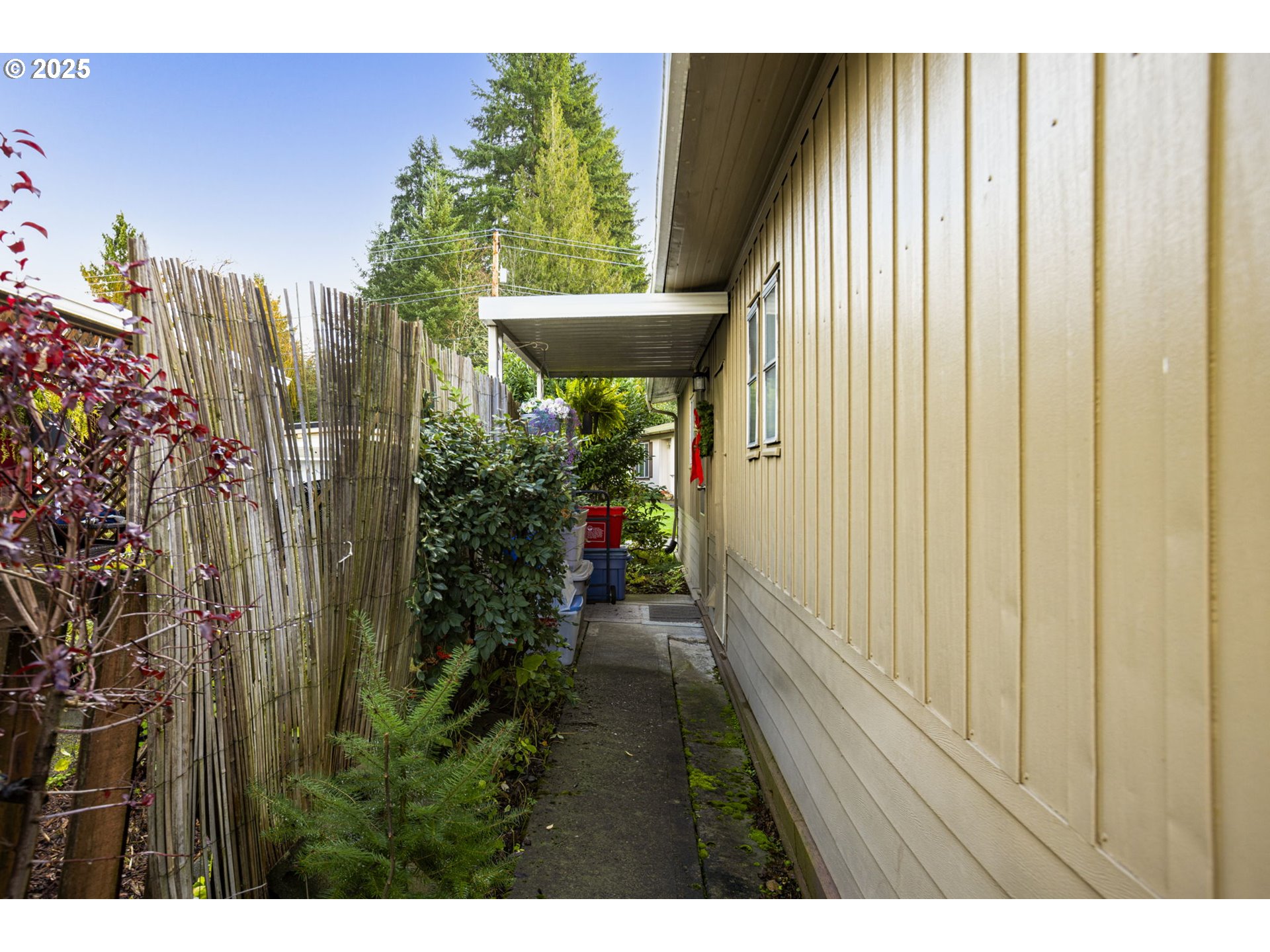 11526 SW ROYAL VILLA DR