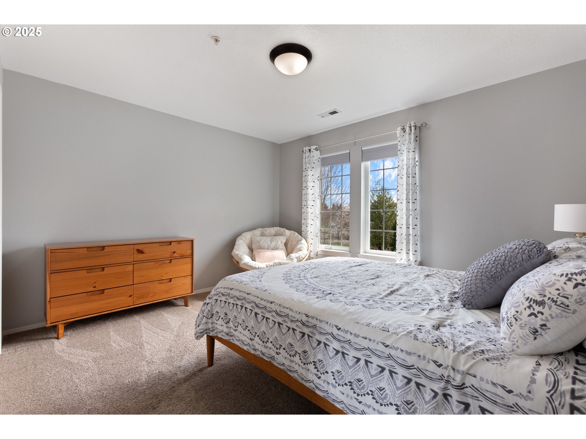 29319 SW CHARLOTTE LN