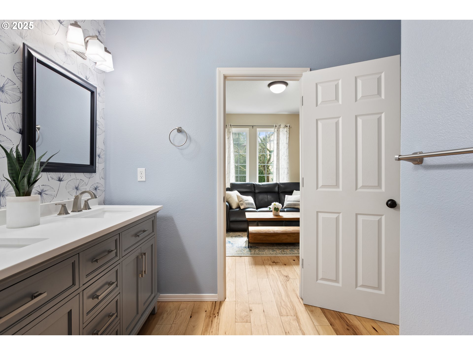 29319 SW CHARLOTTE LN