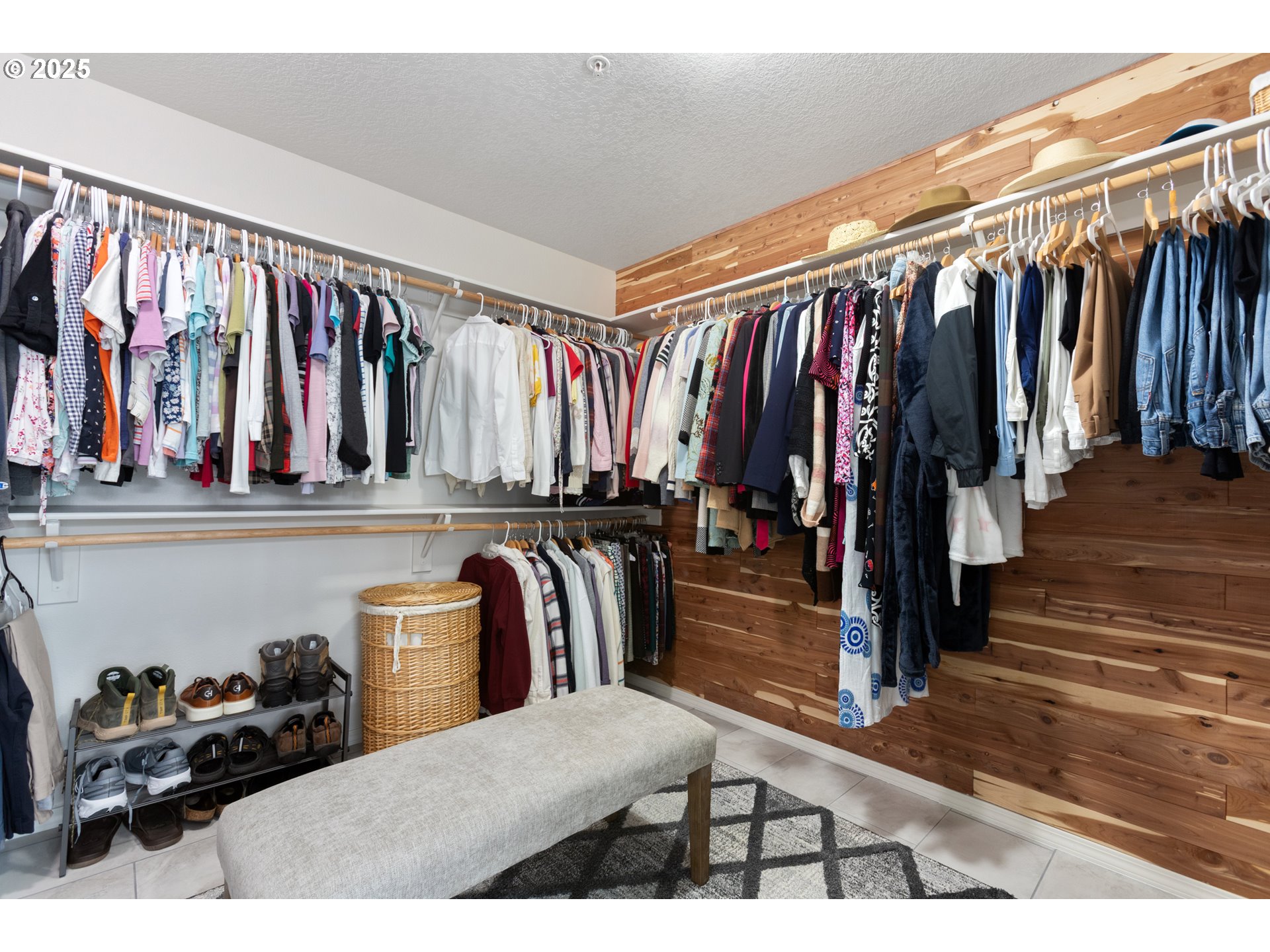 29319 SW CHARLOTTE LN