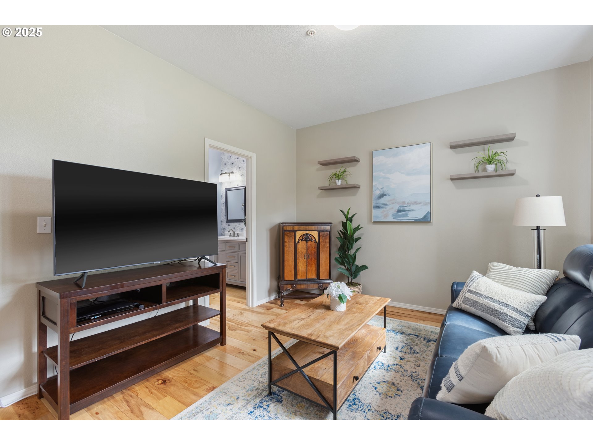 29319 SW CHARLOTTE LN