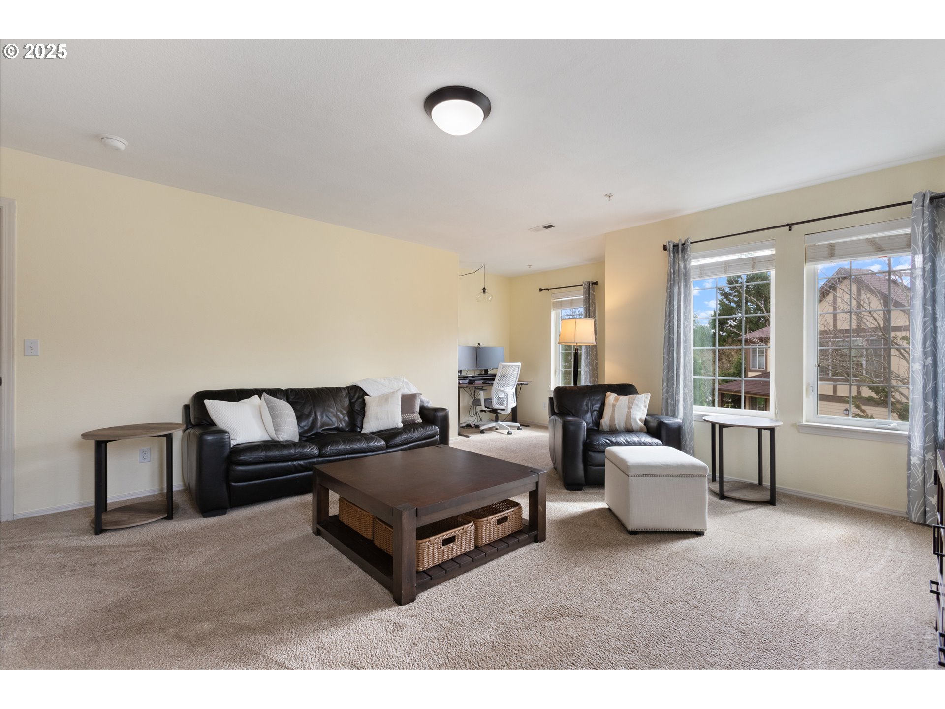 29319 SW CHARLOTTE LN