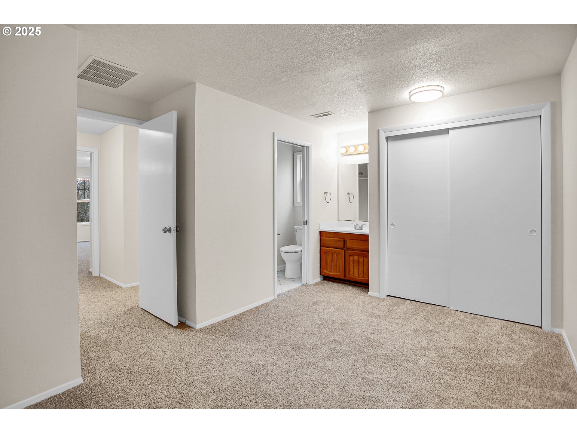 16211 SW ELLERSON ST