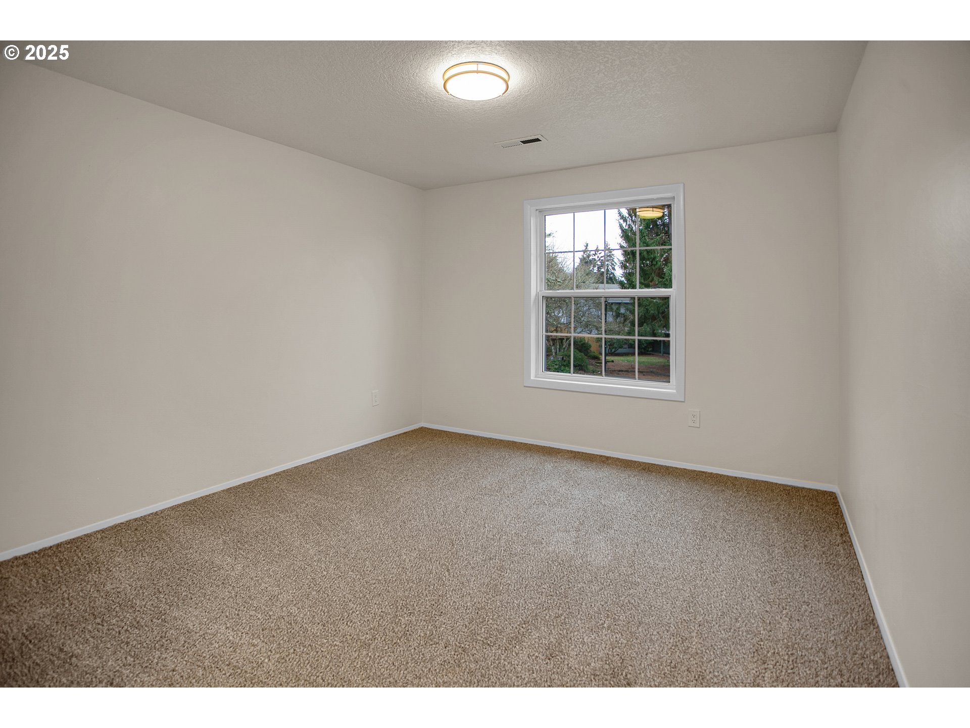 16211 SW ELLERSON ST