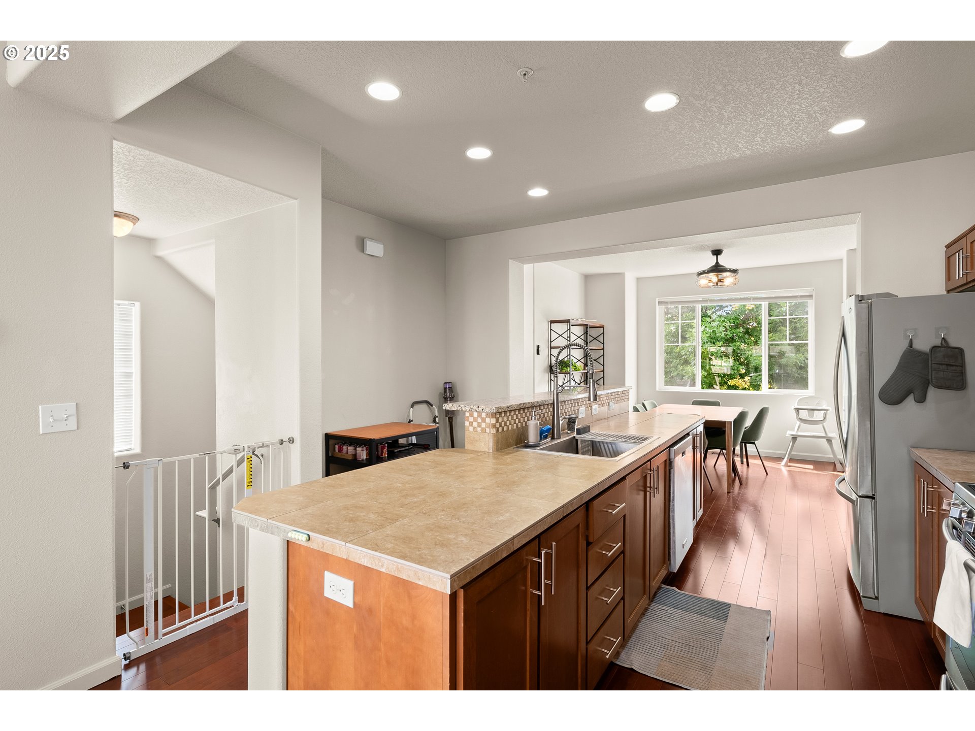 10792 NE GATEWAY PL, Hillsboro