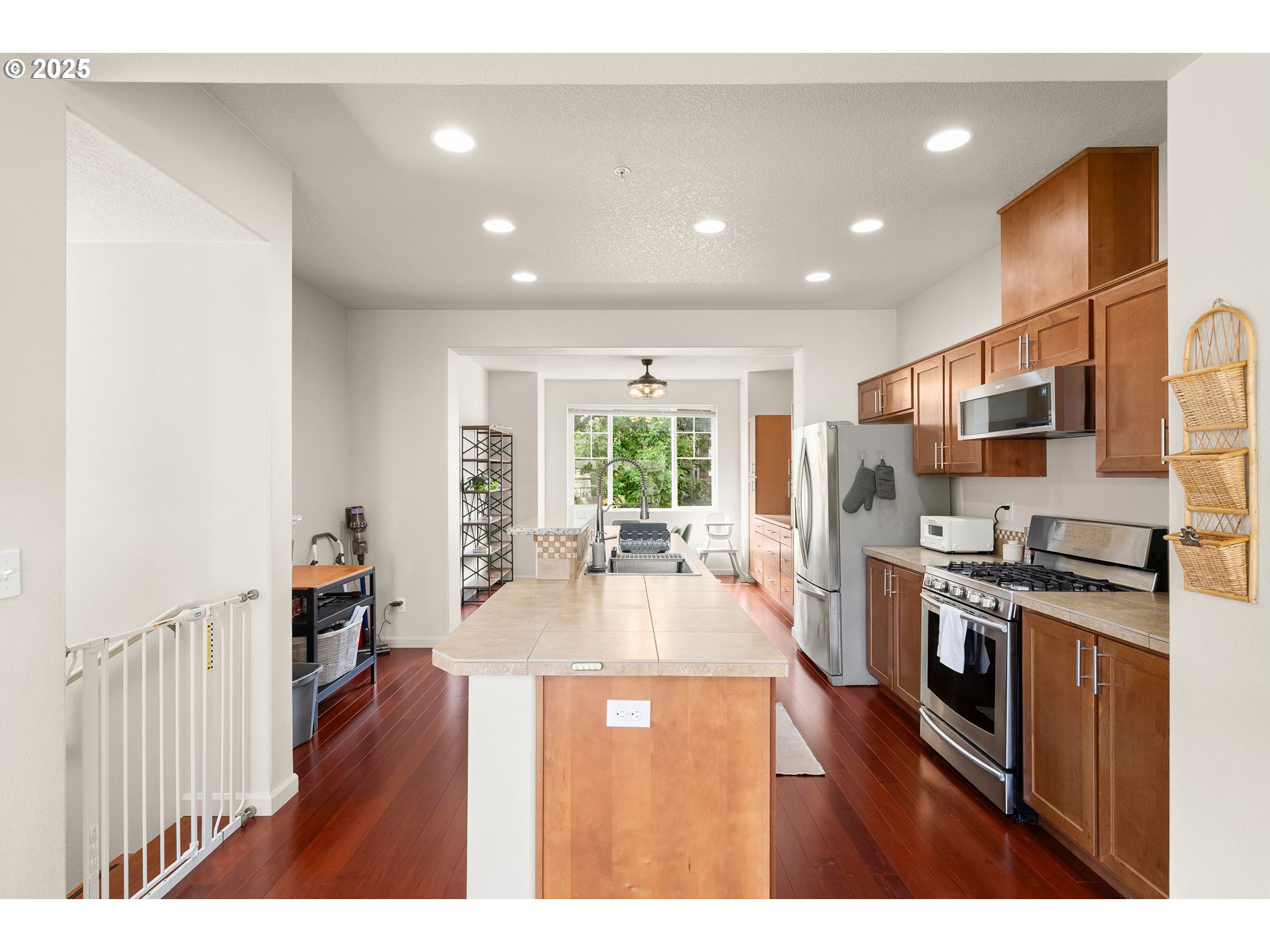 10792 NE GATEWAY PL, Hillsboro