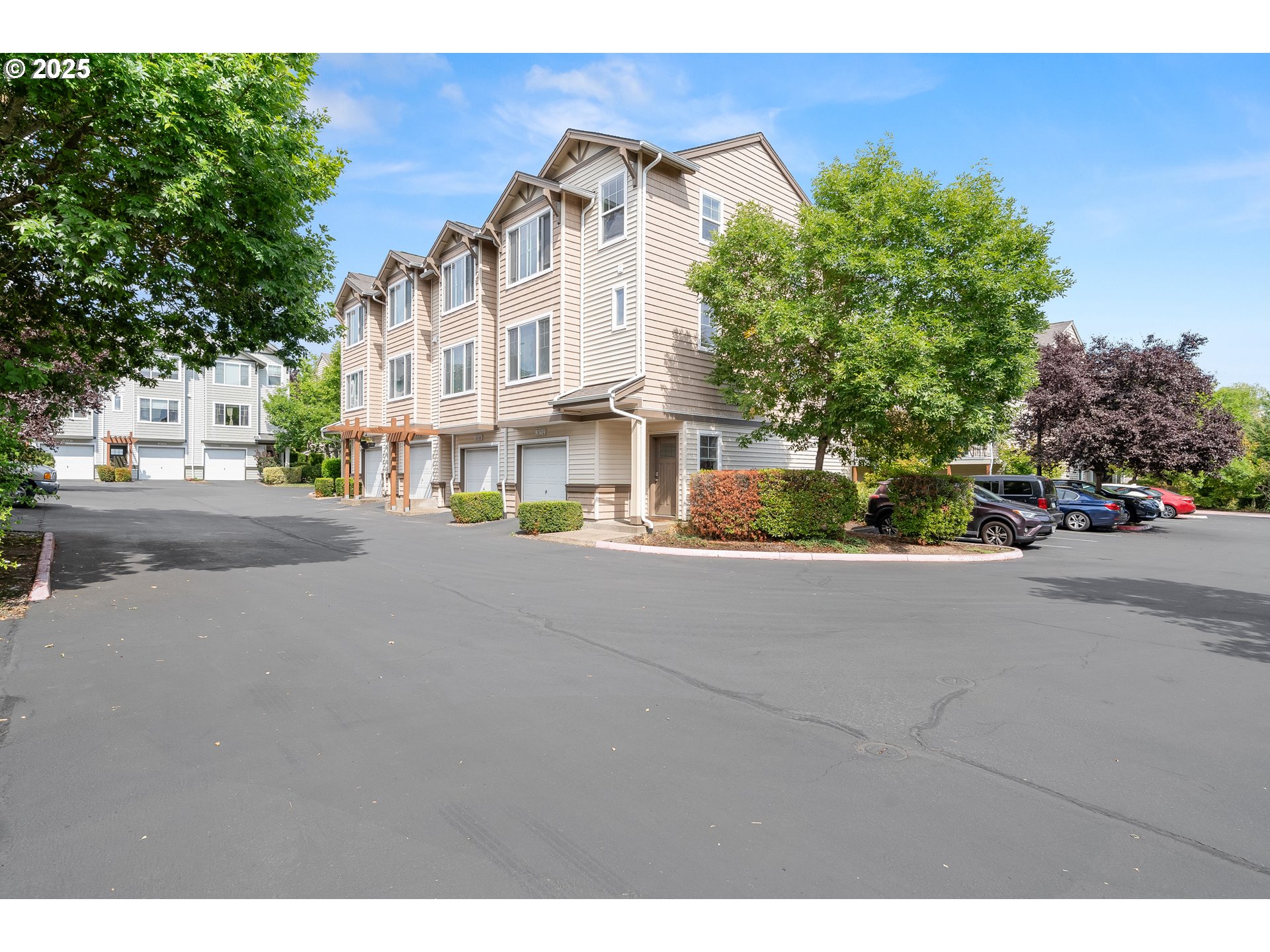 10792 NE GATEWAY PL, Hillsboro