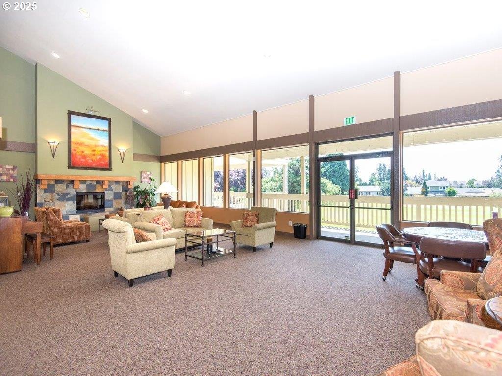 15785 SW OAK MEADOW LN