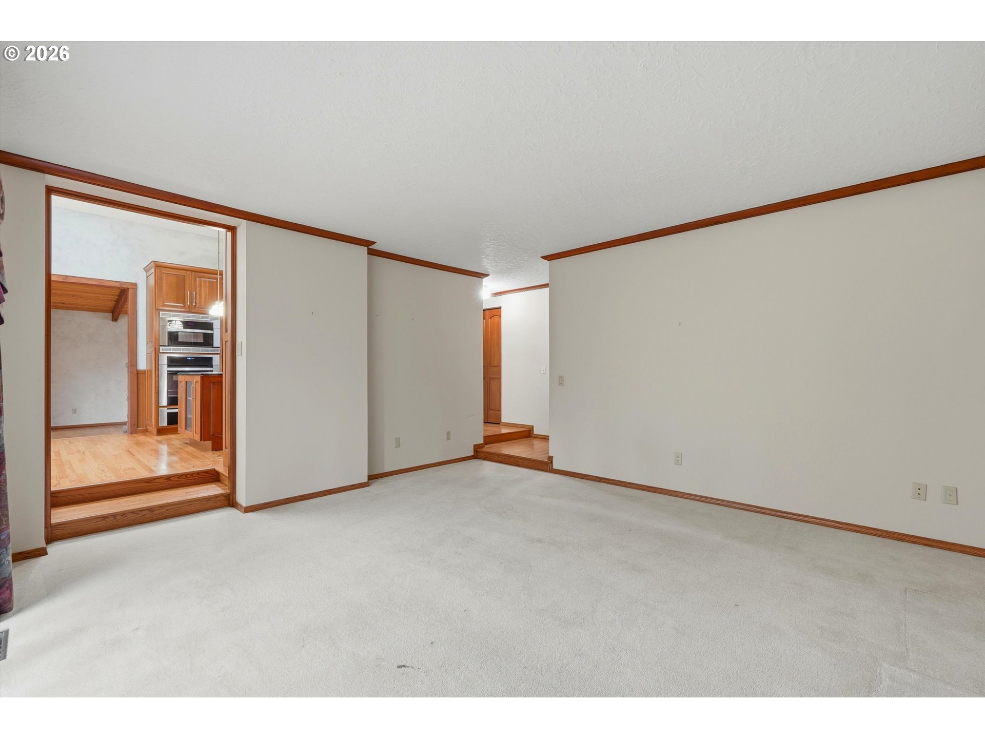 403 409 NE 156TH AVE