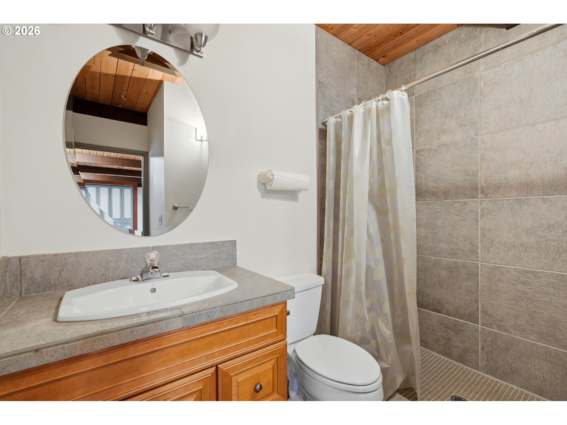 403 409 NE 156TH AVE