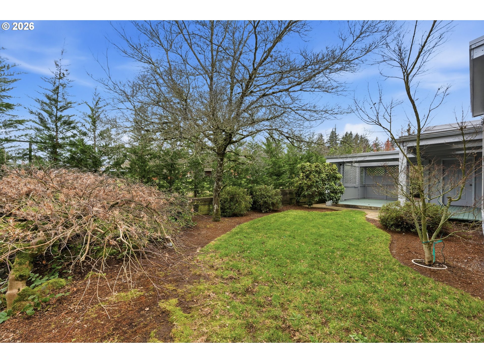 403 409 NE 156TH AVE