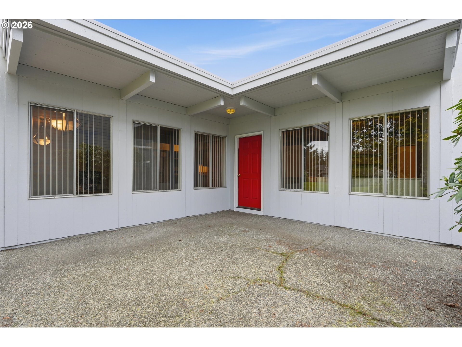 403 409 NE 156TH AVE